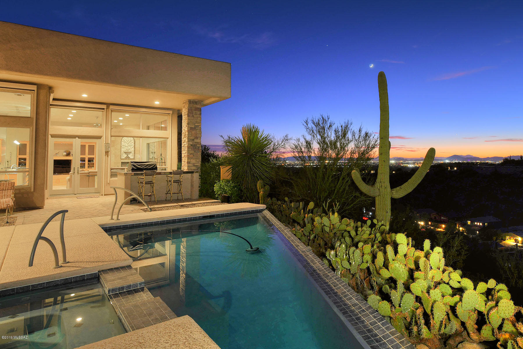 Sabino Mountain (1-290) - Residential