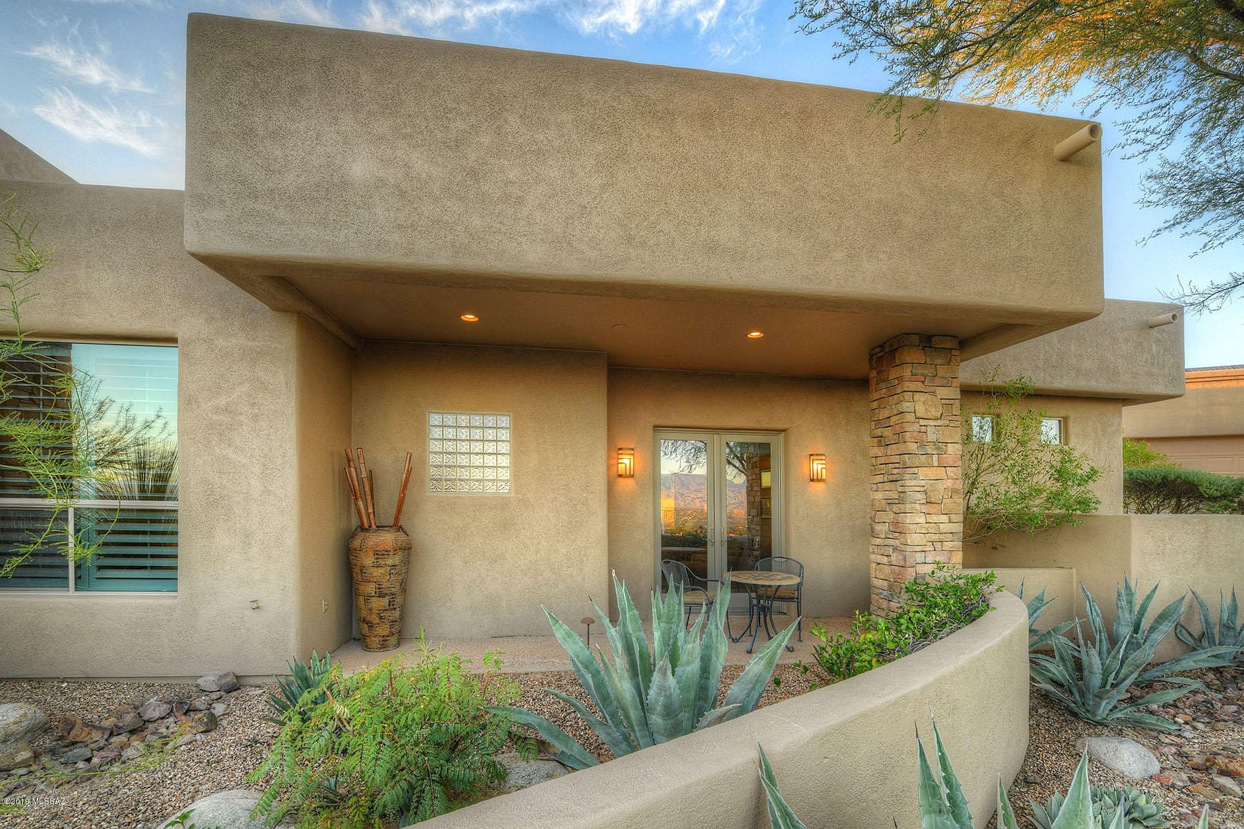 Sabino Mountain (1-290) - Residential