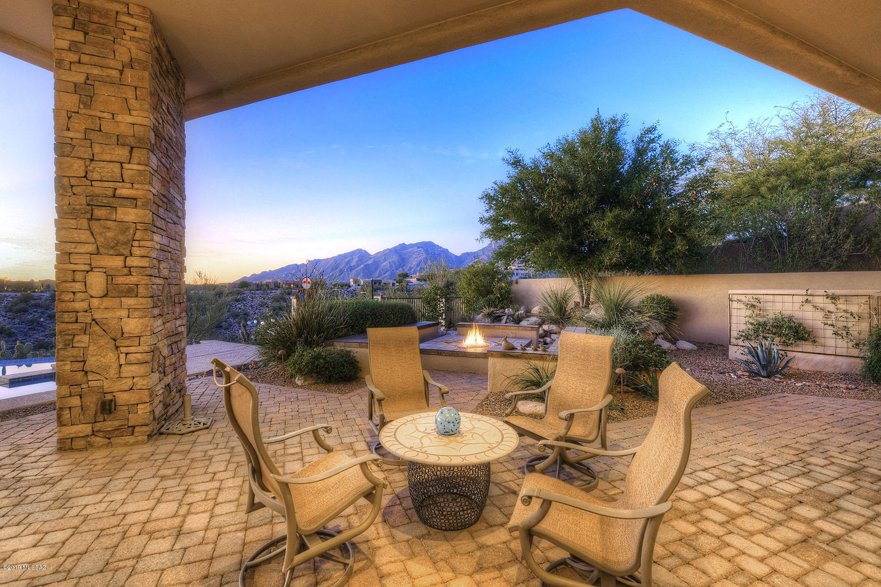 Sabino Mountain (1-290) - Residential