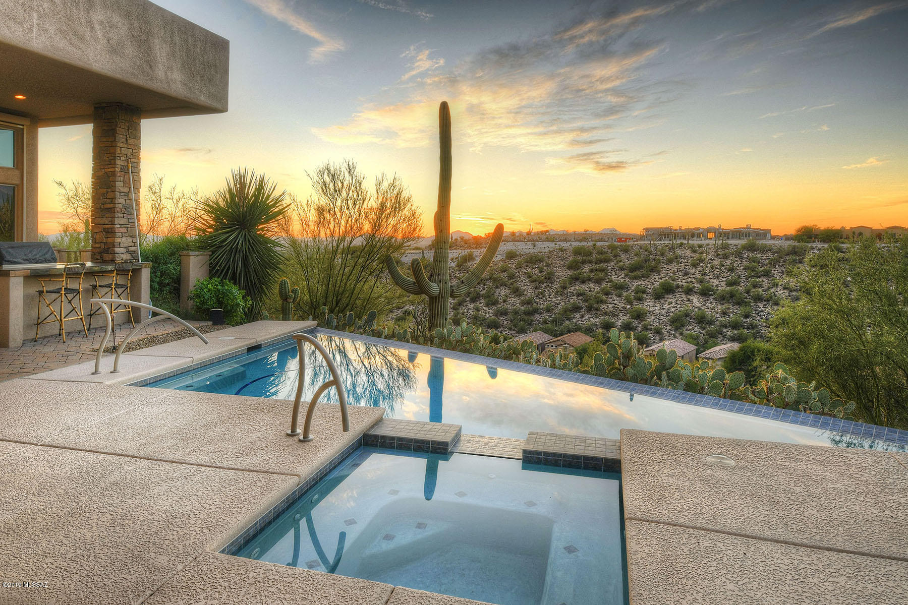 Sabino Mountain (1-290) - Residential