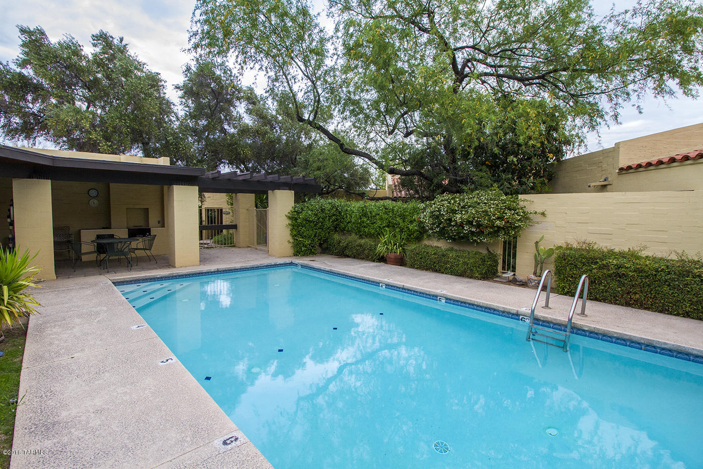 Theater West Condos - Residential