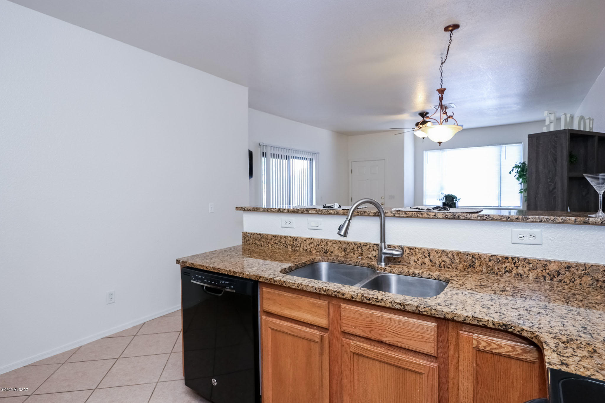 Mountain View Condos. (1-76) - Residential