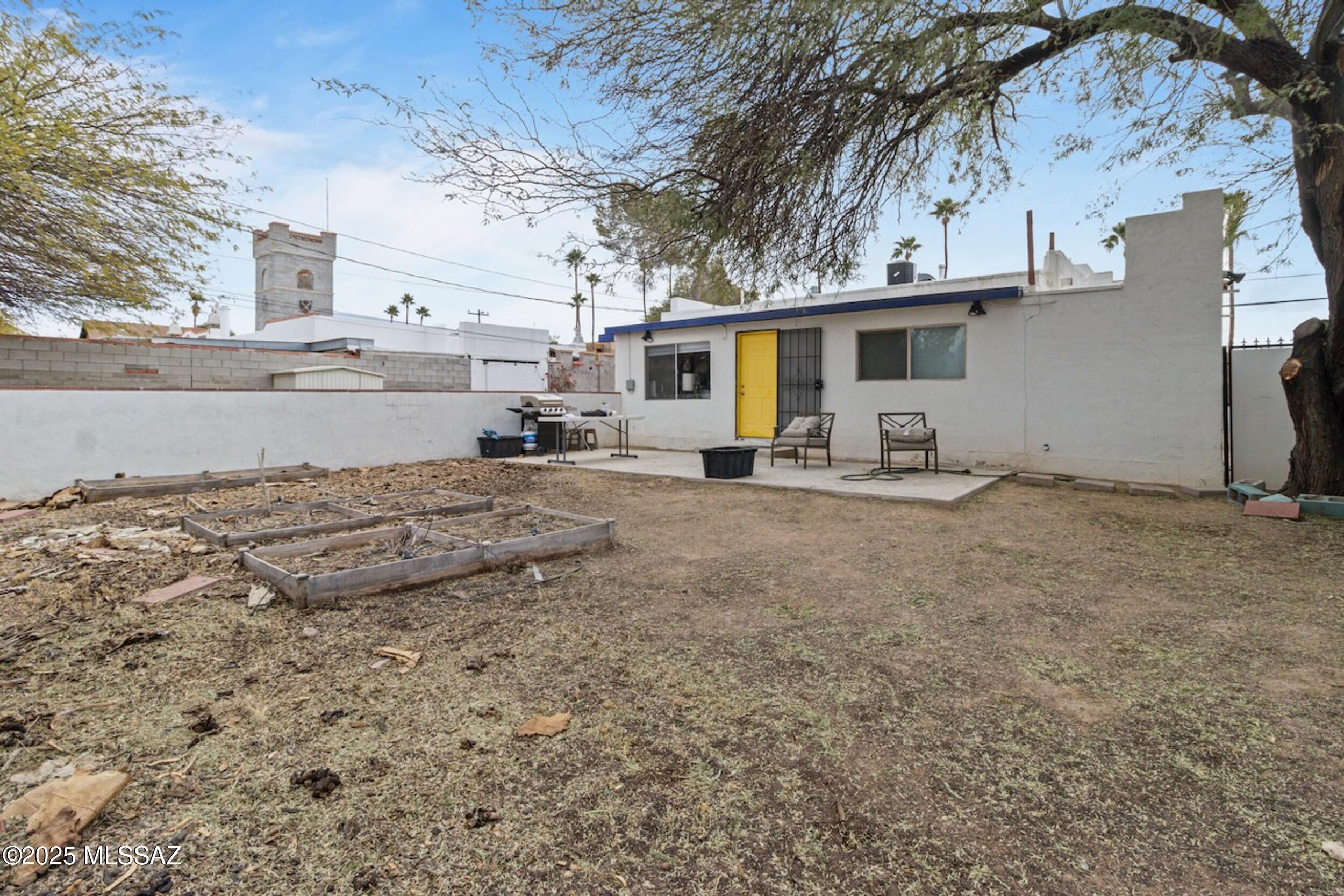 Hedrick Acreage Tract NO 3 - Residential Income