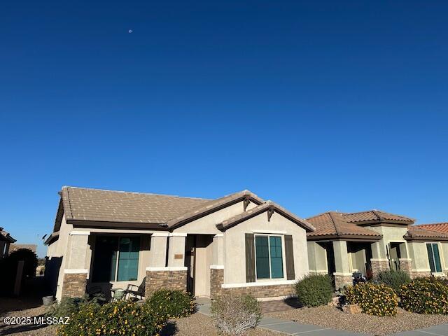 Welcoming home located in the Del Webb 55+ Community within Rancho Del Lago.  This 2 Bedroom, 2 Bath, + Den/office awaits for the new year being a'VAIL'able on January 1st, 2026. Inviting large Kitchen with all Stainless Steel Appliances,  Spacious Island and laundry room with washer & Dryer included, Center sliding door from kitchen to the courtyard, large master bedroom with walk-in closet, remodeled master bathroom with double vanity and walk in shower. Security Screen on front door, Low Care landscaping with pavers and covered patio, 2-car rear entry Garage,  Home also offers a water filtration system. All amenities are included within the Del Webb 55+ Community offering a pool/spa, rec center and many activities.  Call today for a showing.  More photos to come soon.