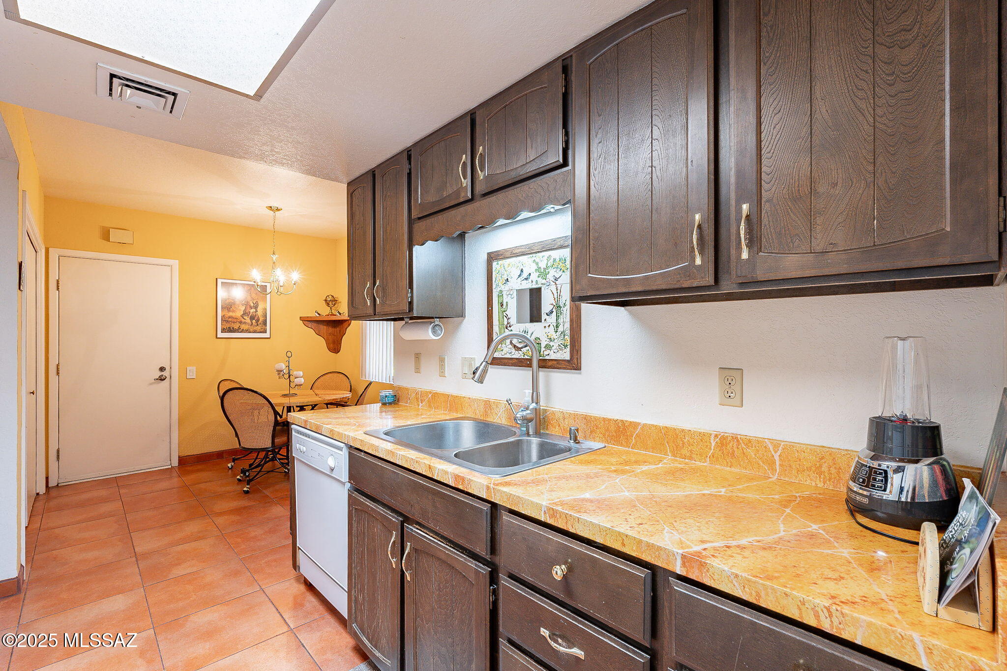 Continental Vistas(1-302) - Residential