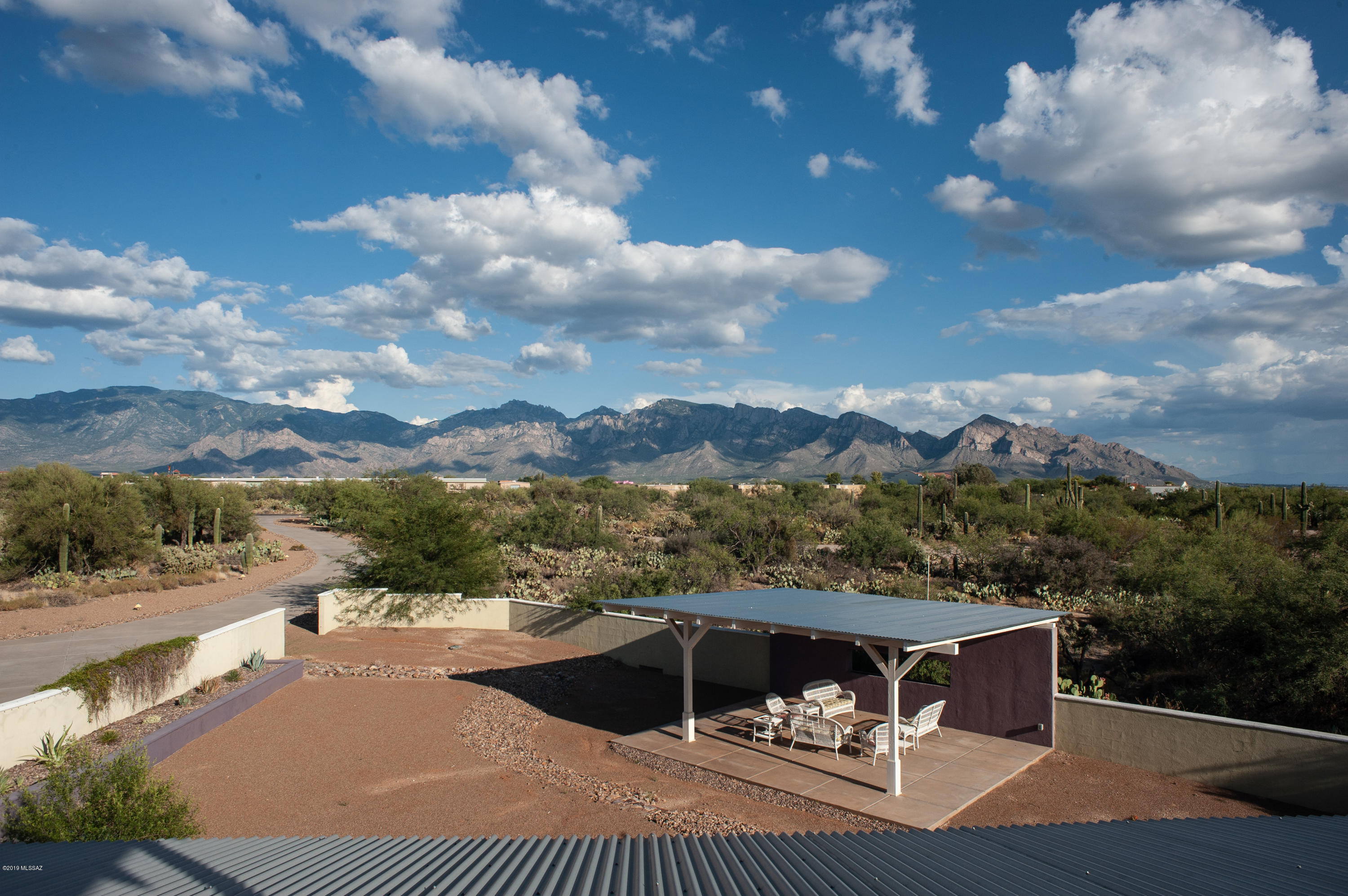 La Cholla Airpark - Residential