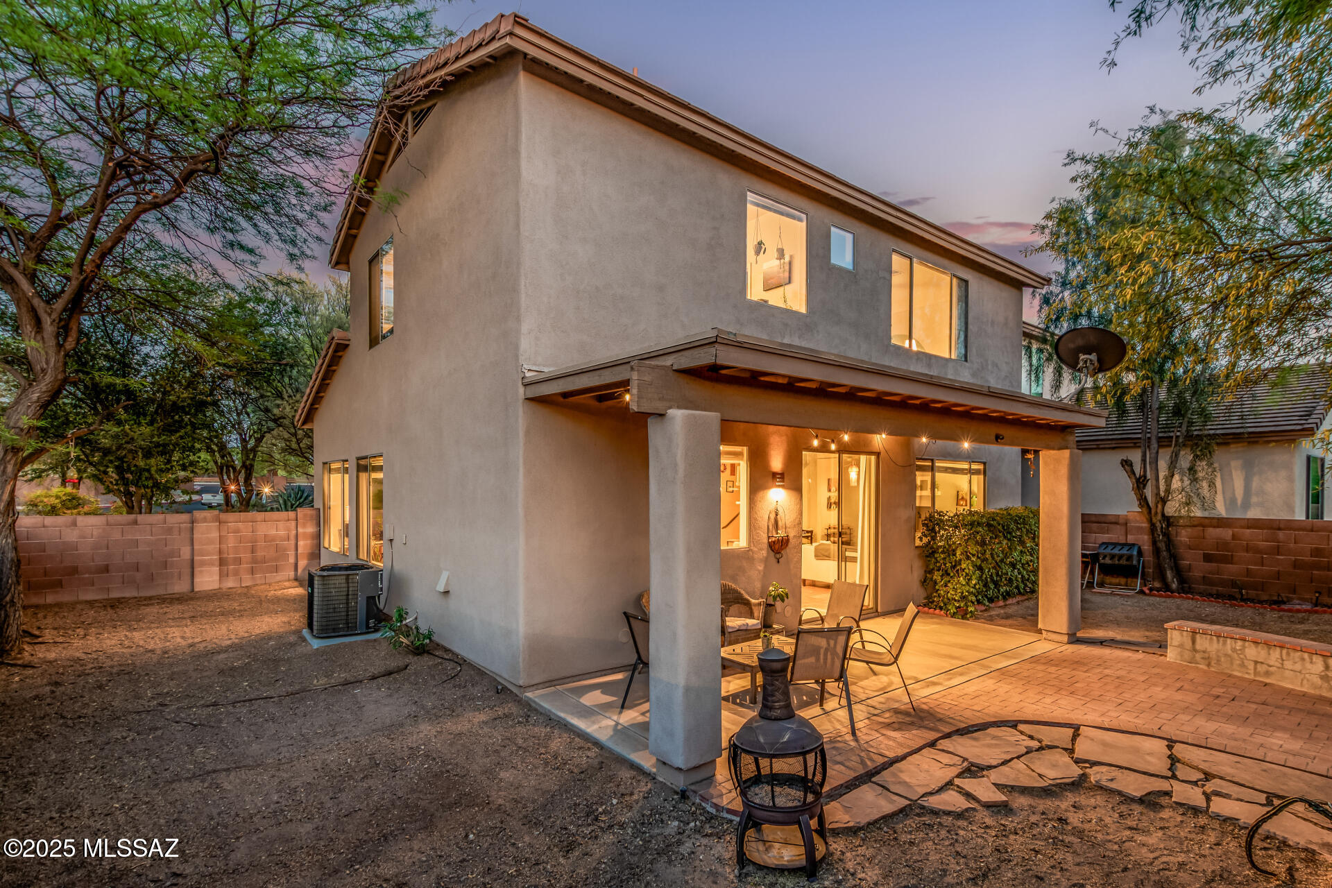 Hacienda Del Rio (1-118) - Residential