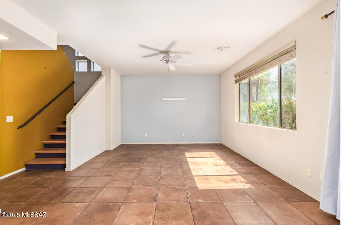 Hacienda Del Rio (1-118) - Residential