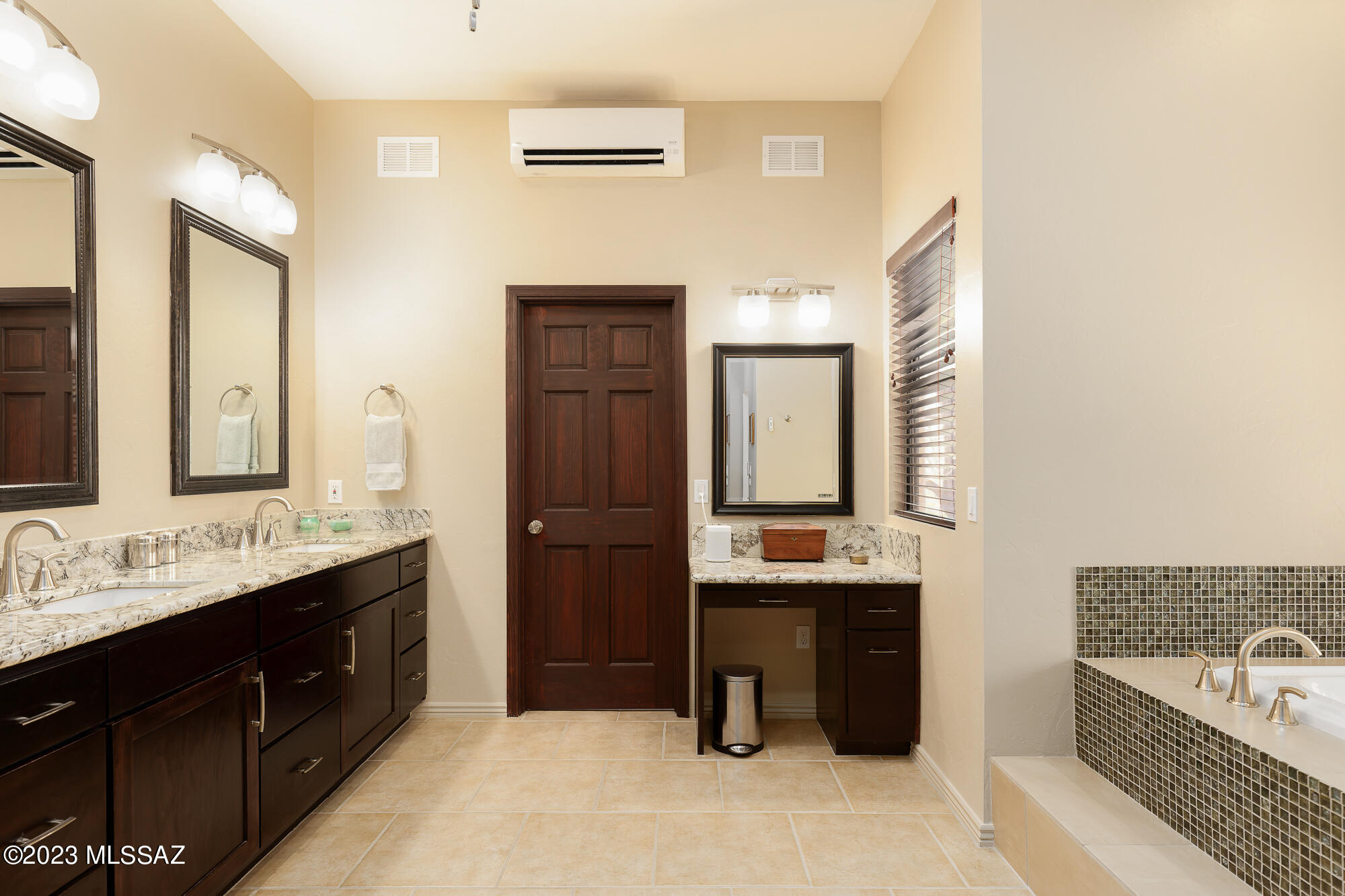 Catalina Foothills Estates NO. 5 - Residential
