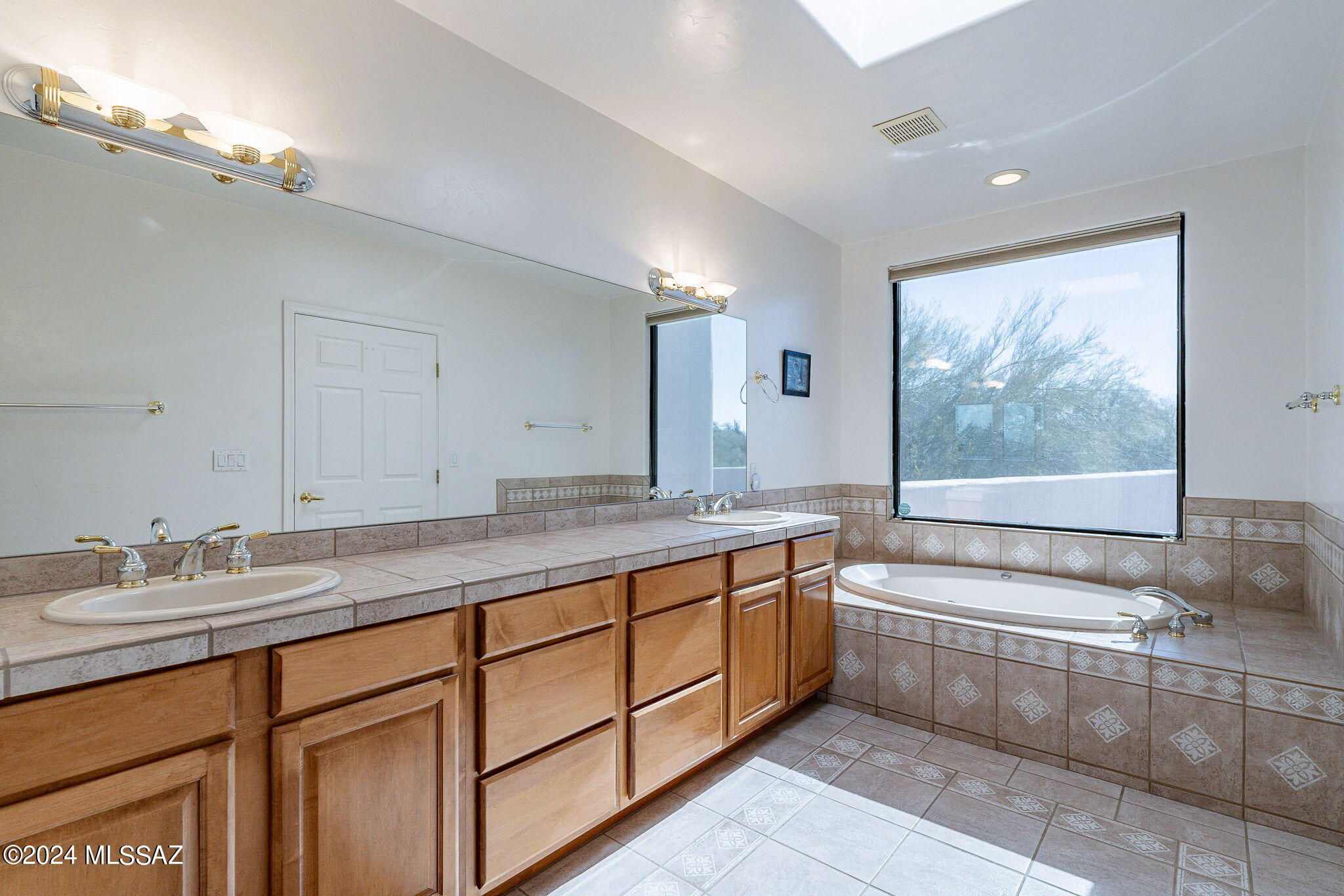 Bellas Catalinas Estates (1-93) - Residential