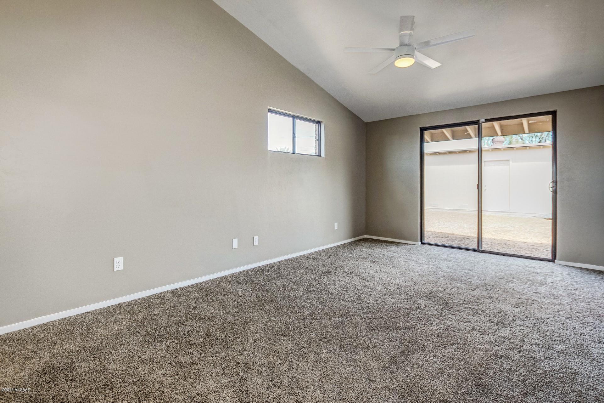 Vista Del Lago - Residential