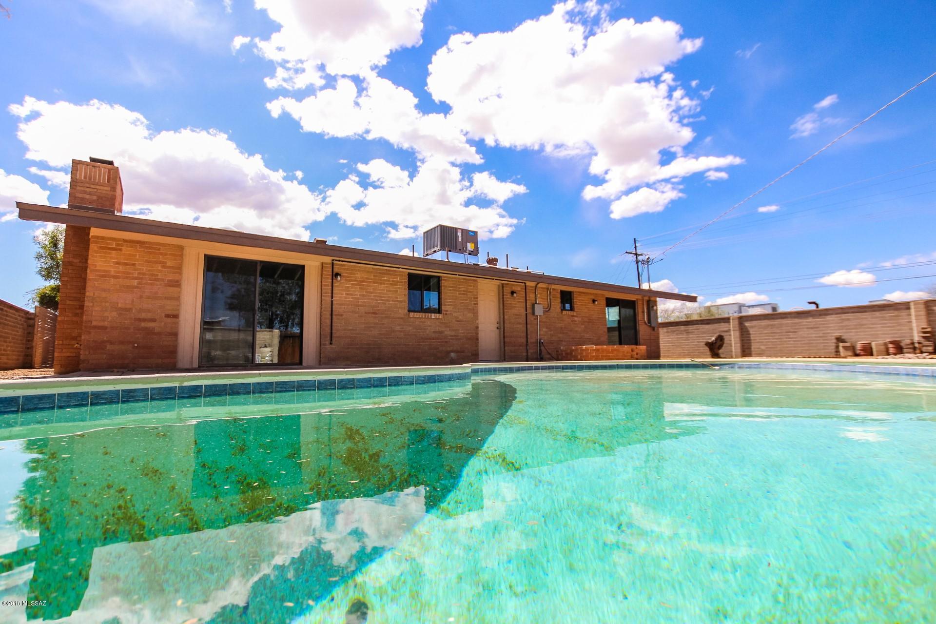 Vista Del Lago - Residential