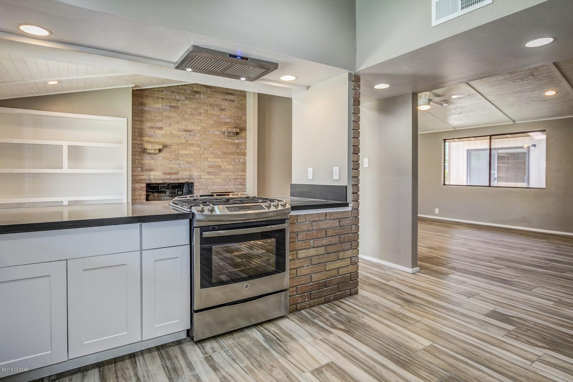 Vista Del Lago - Residential