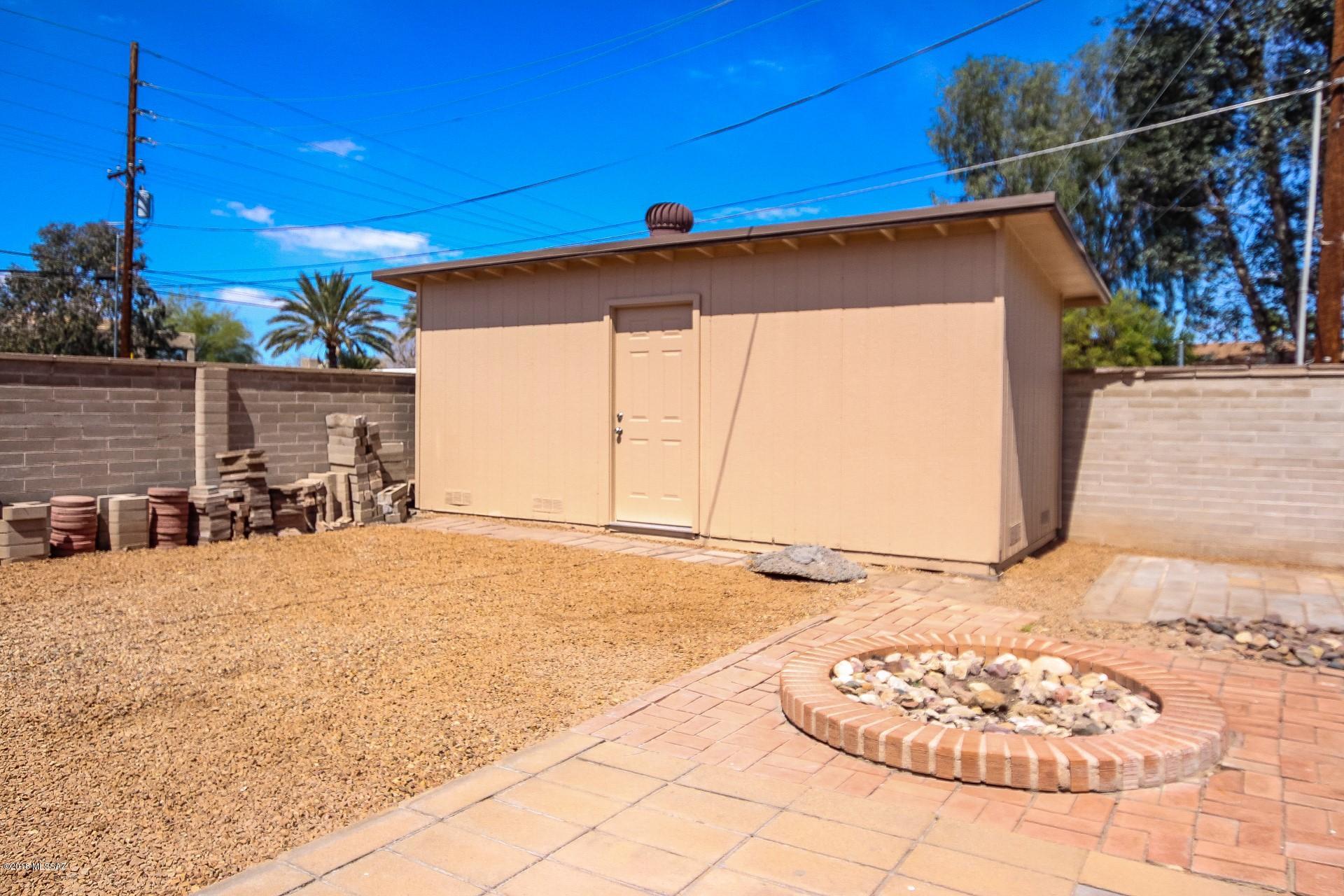 Vista Del Lago - Residential