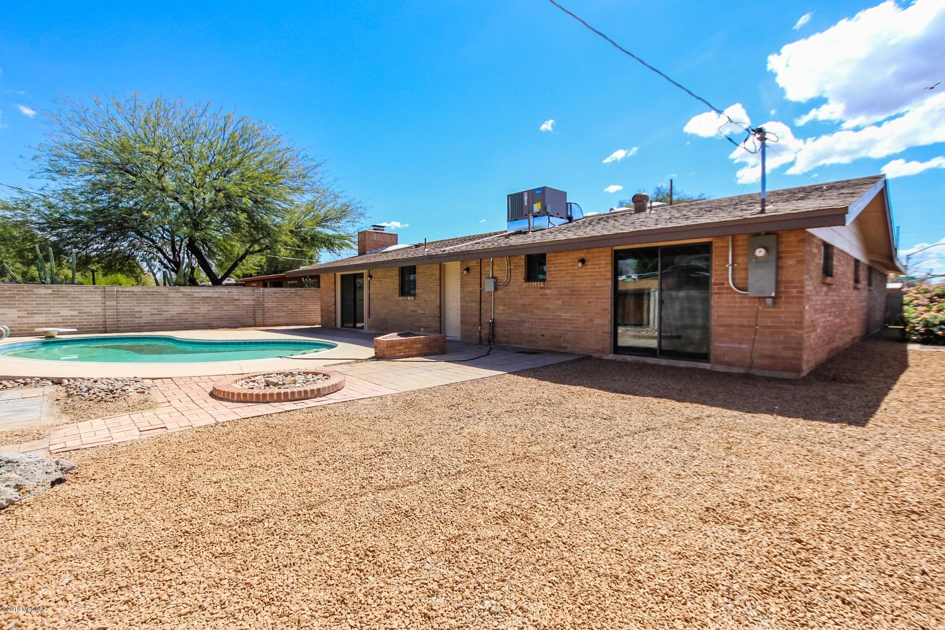 Vista Del Lago - Residential