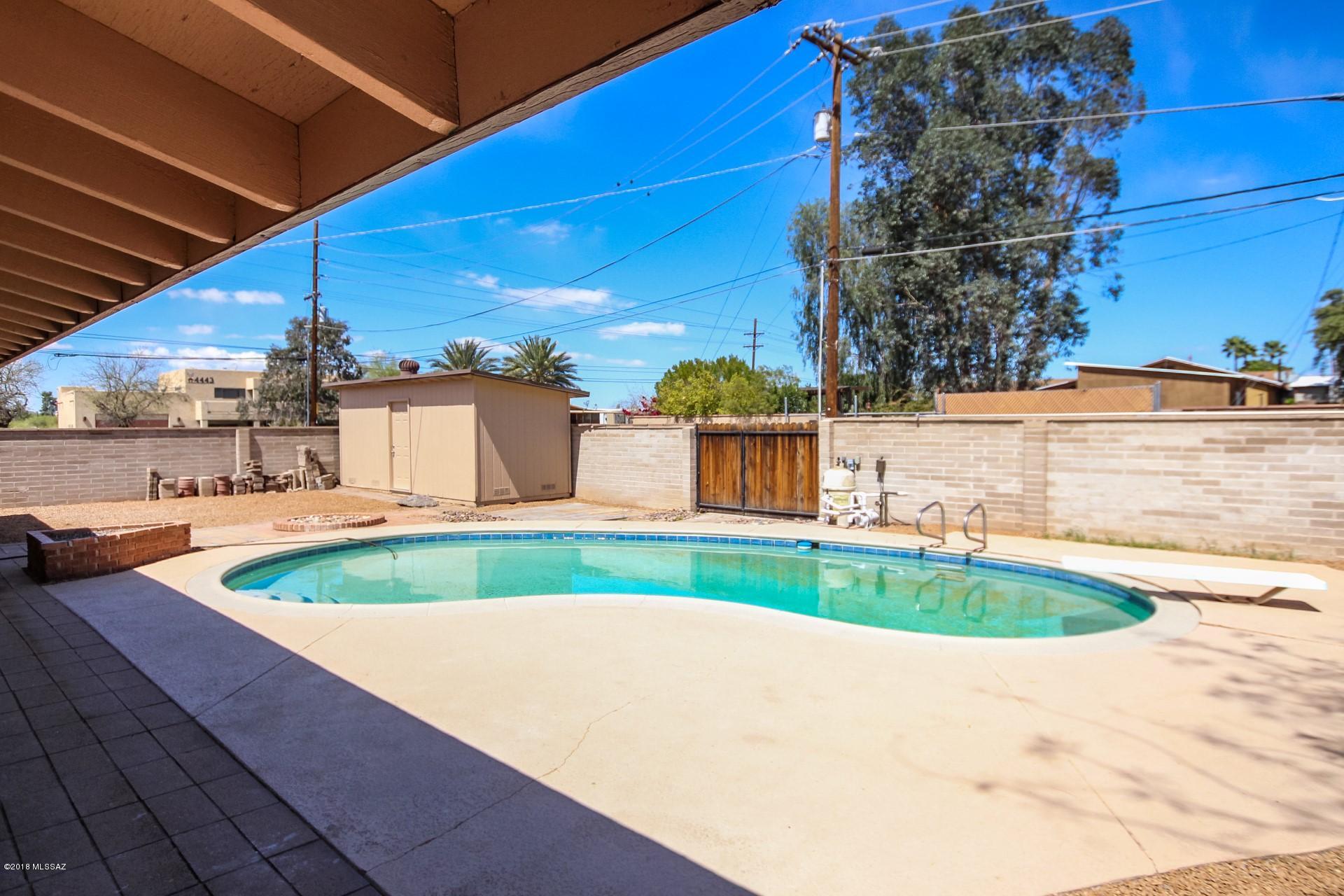 Vista Del Lago - Residential