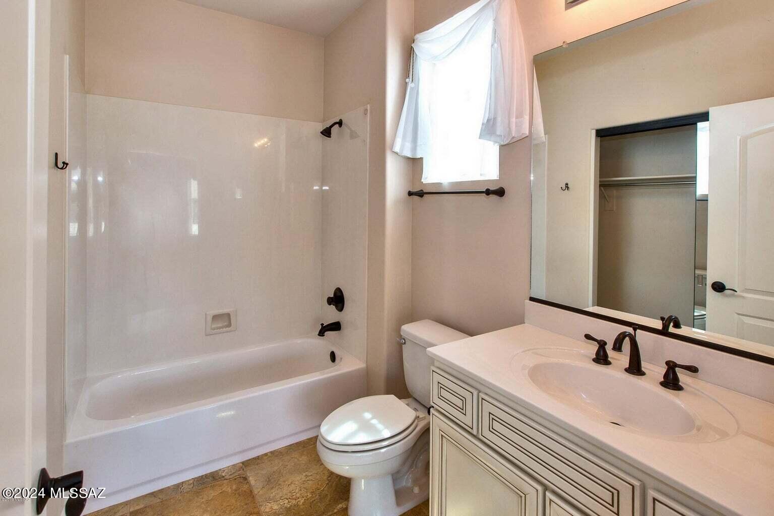 Saddlebrooke Ranch - Residential Lease