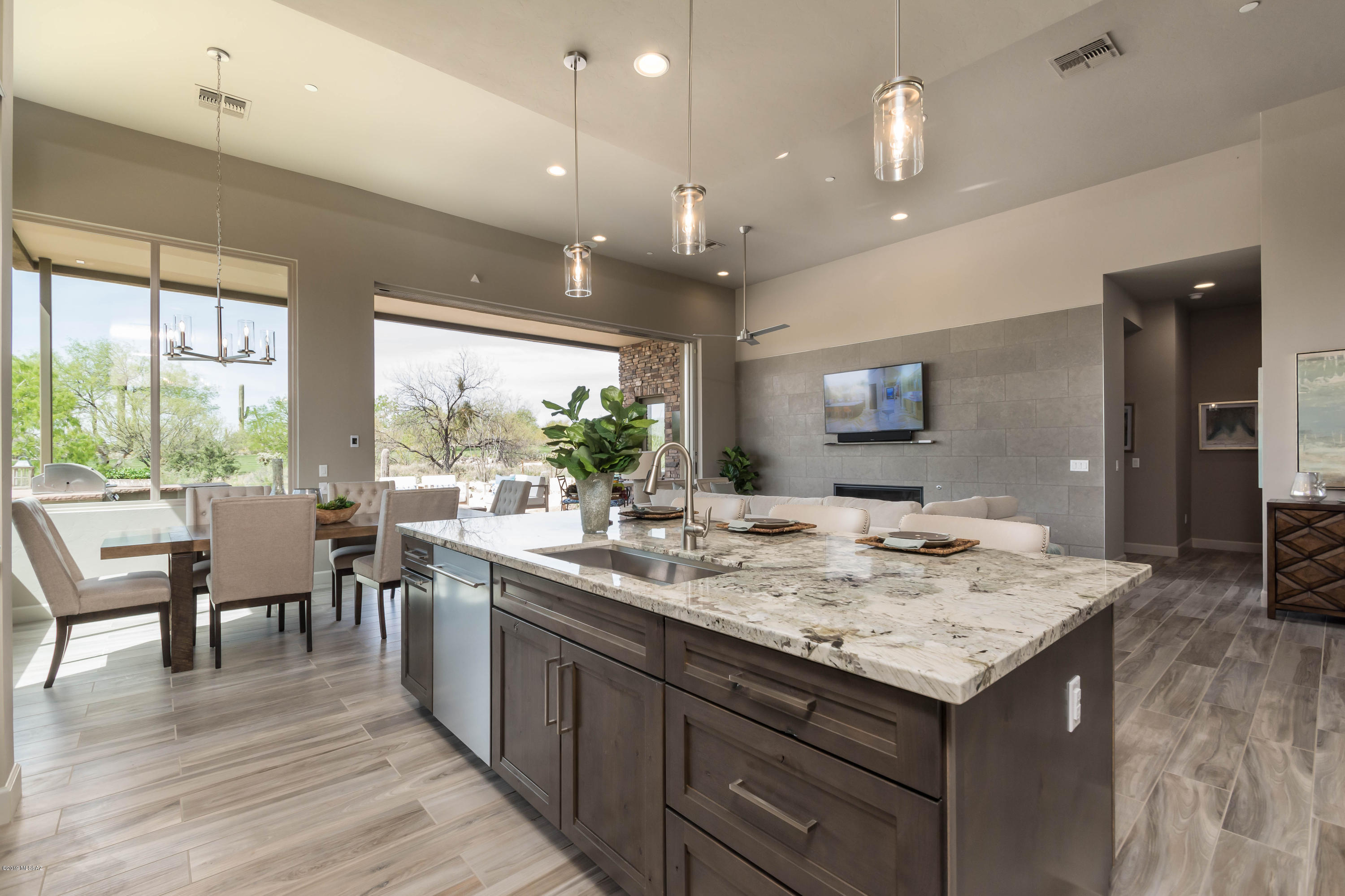 The Enclave At Stone Canyon V - Residential