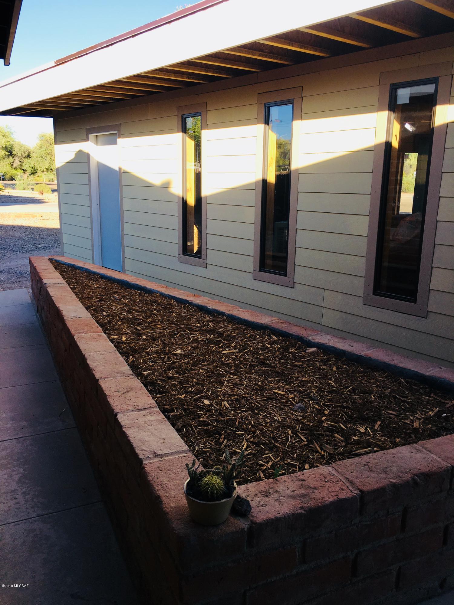 Kingston Knolls Terrace - Residential