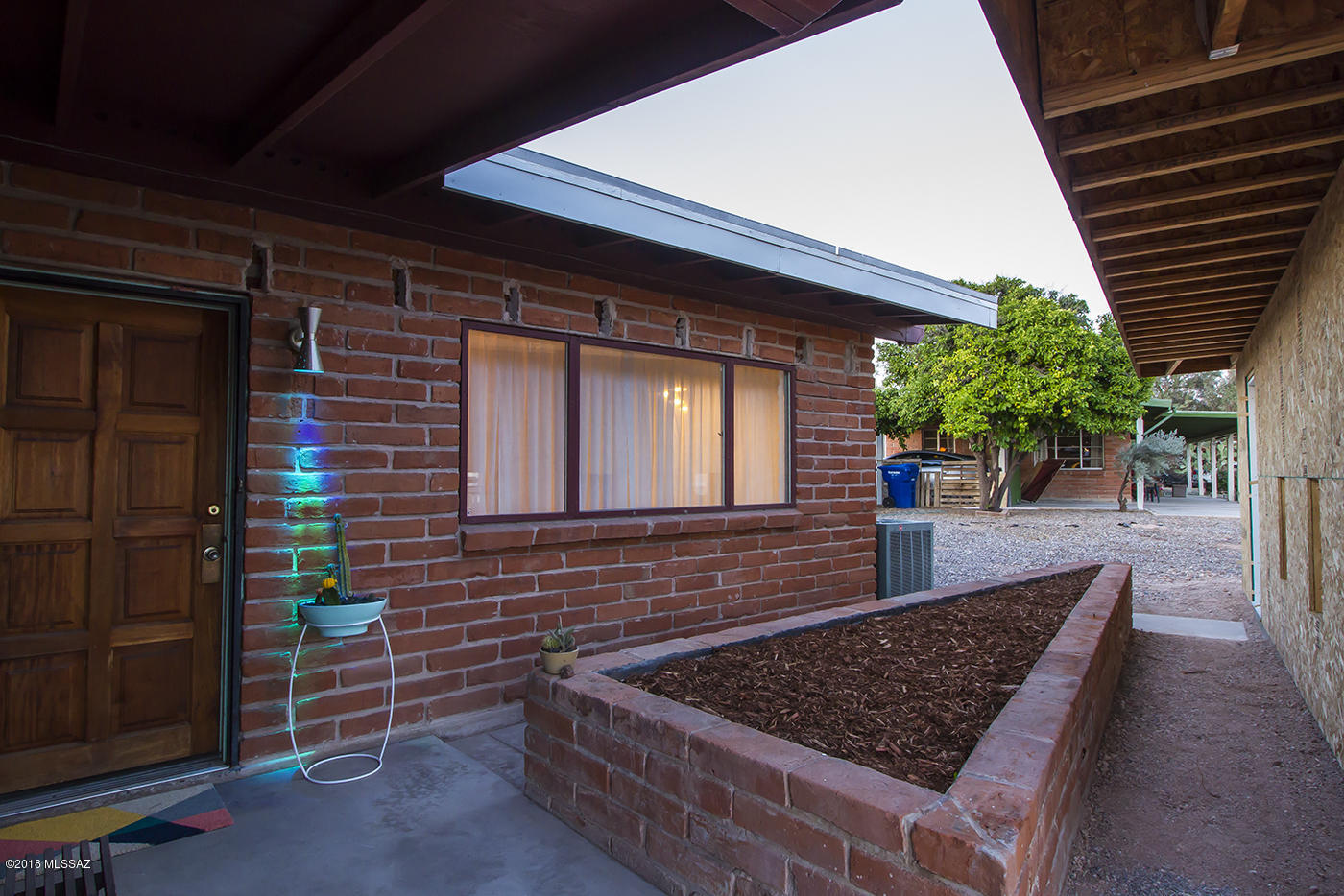 Kingston Knolls Terrace - Residential