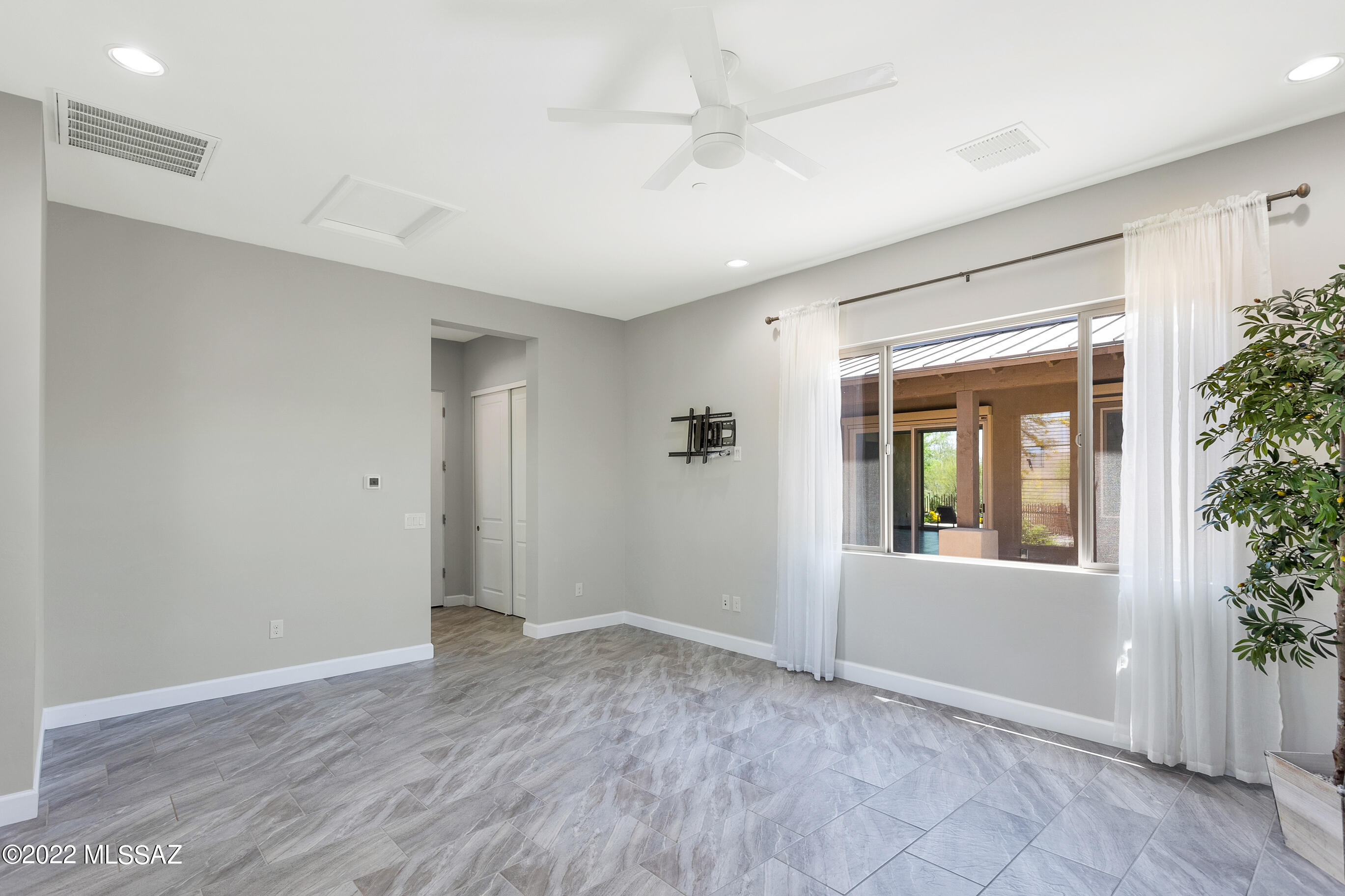 The Enclave At Stone Canyon V - Residential