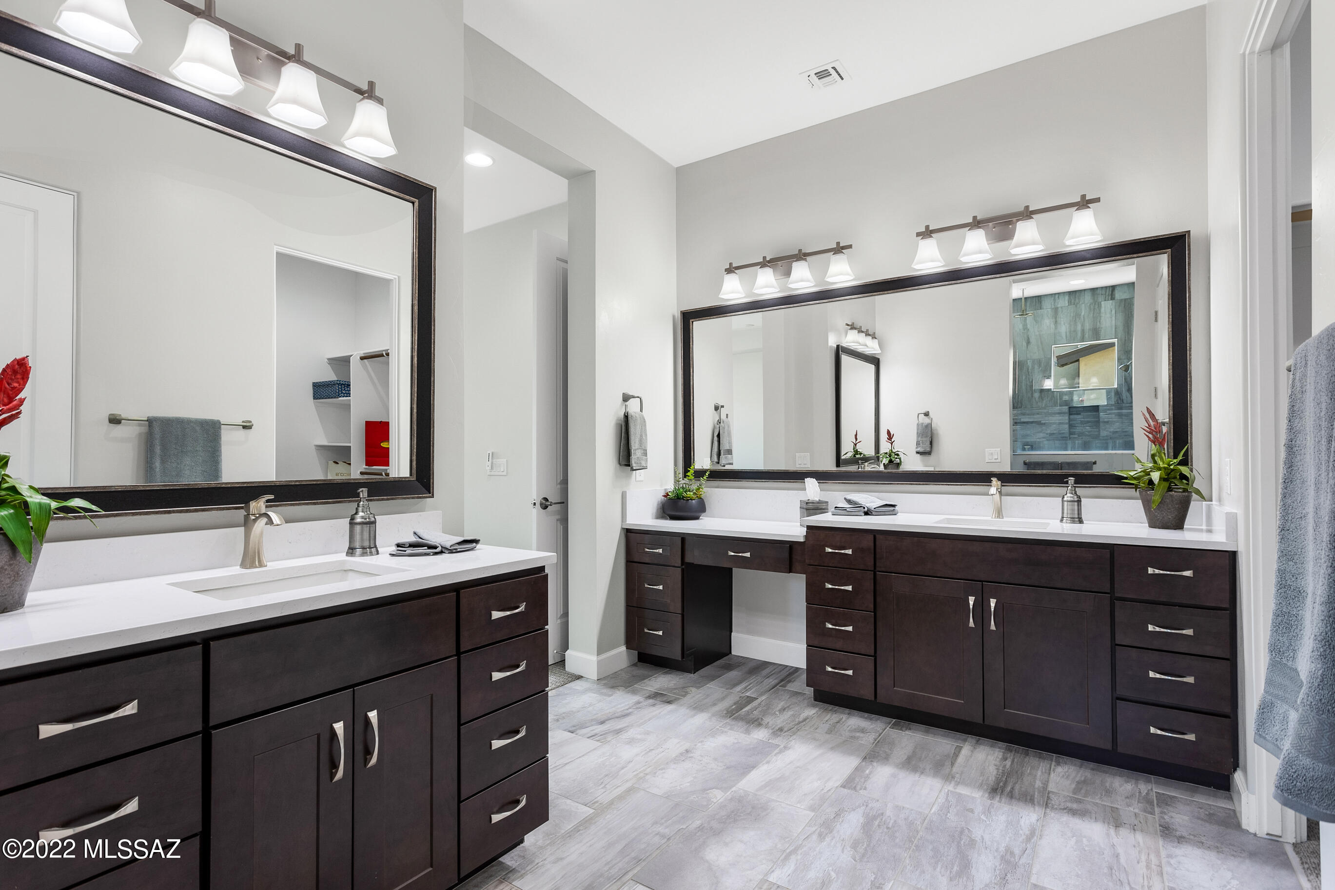 The Enclave At Stone Canyon V - Residential