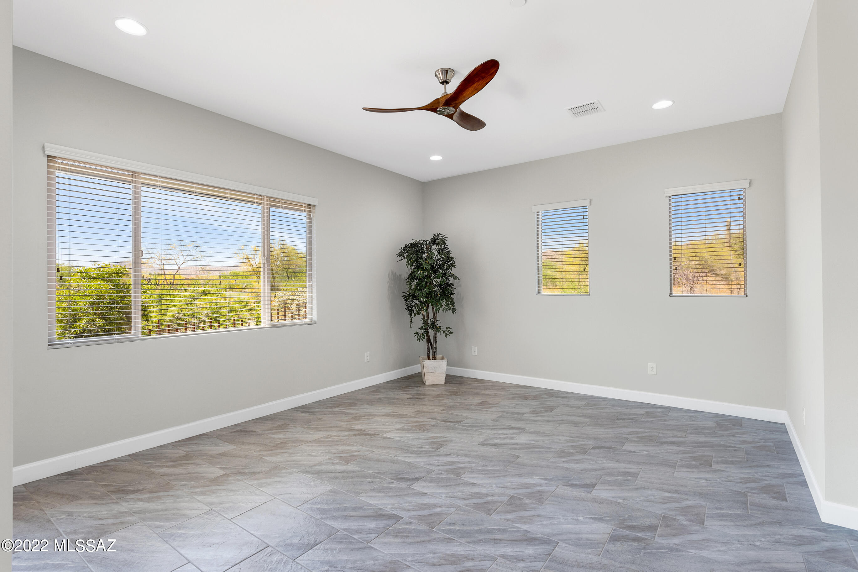 The Enclave At Stone Canyon V - Residential