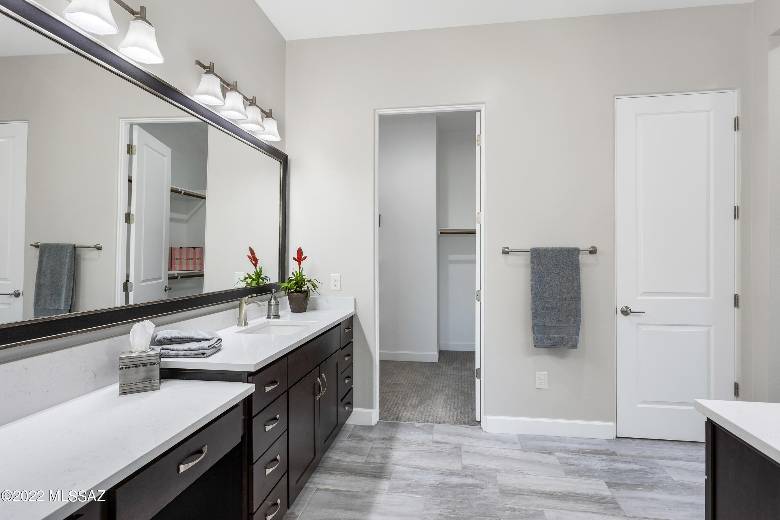 The Enclave At Stone Canyon V - Residential