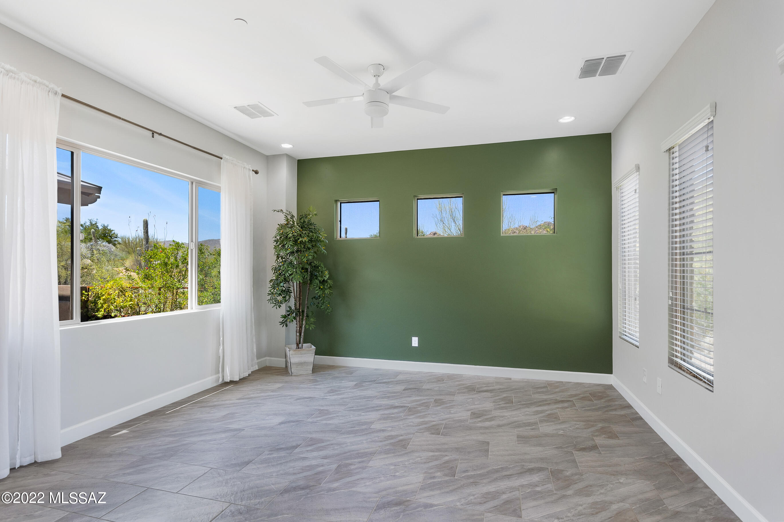 The Enclave At Stone Canyon V - Residential