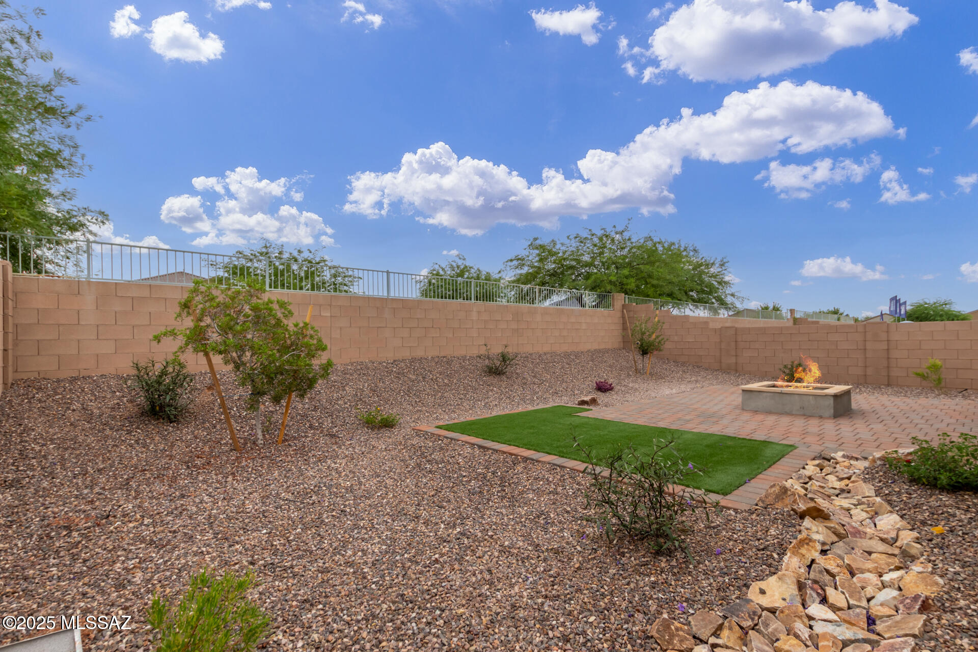 Saguaro Bloom Blocks 5 & 6 - Residential
