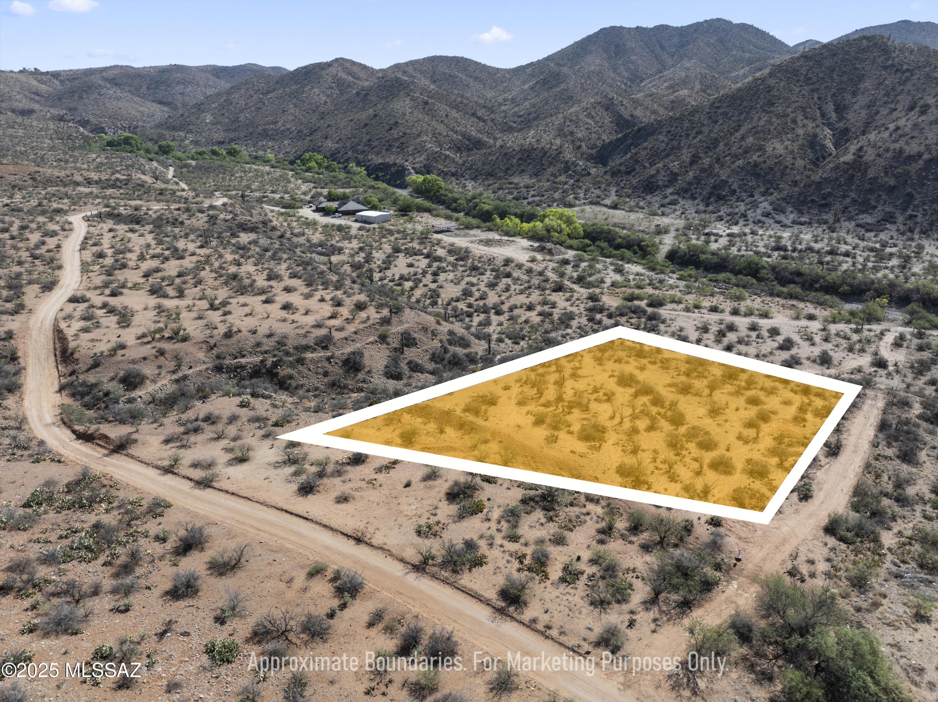 Take in breathtaking mountain views of Charouleau Gap, Mount Lemmon, Mount Kimball, Pusch Ridge and the majestic Oracle Ridge-all from the comfort of your future dream home. This exceptional lot is ideally situated just north of the prestigious Preserve at Saddlebrooke, offering privacy and proximity to an exclusive master-planned community. With water service from Lago del Oro, gas from SW Gas and electrical service provided by San Carlos Irrigation and Trico. This homesite is ready for your vision. Weather you're looking to build a serene retreat or a luxurious desert oasis, this is the perfect canvas to bring your dreams to life.