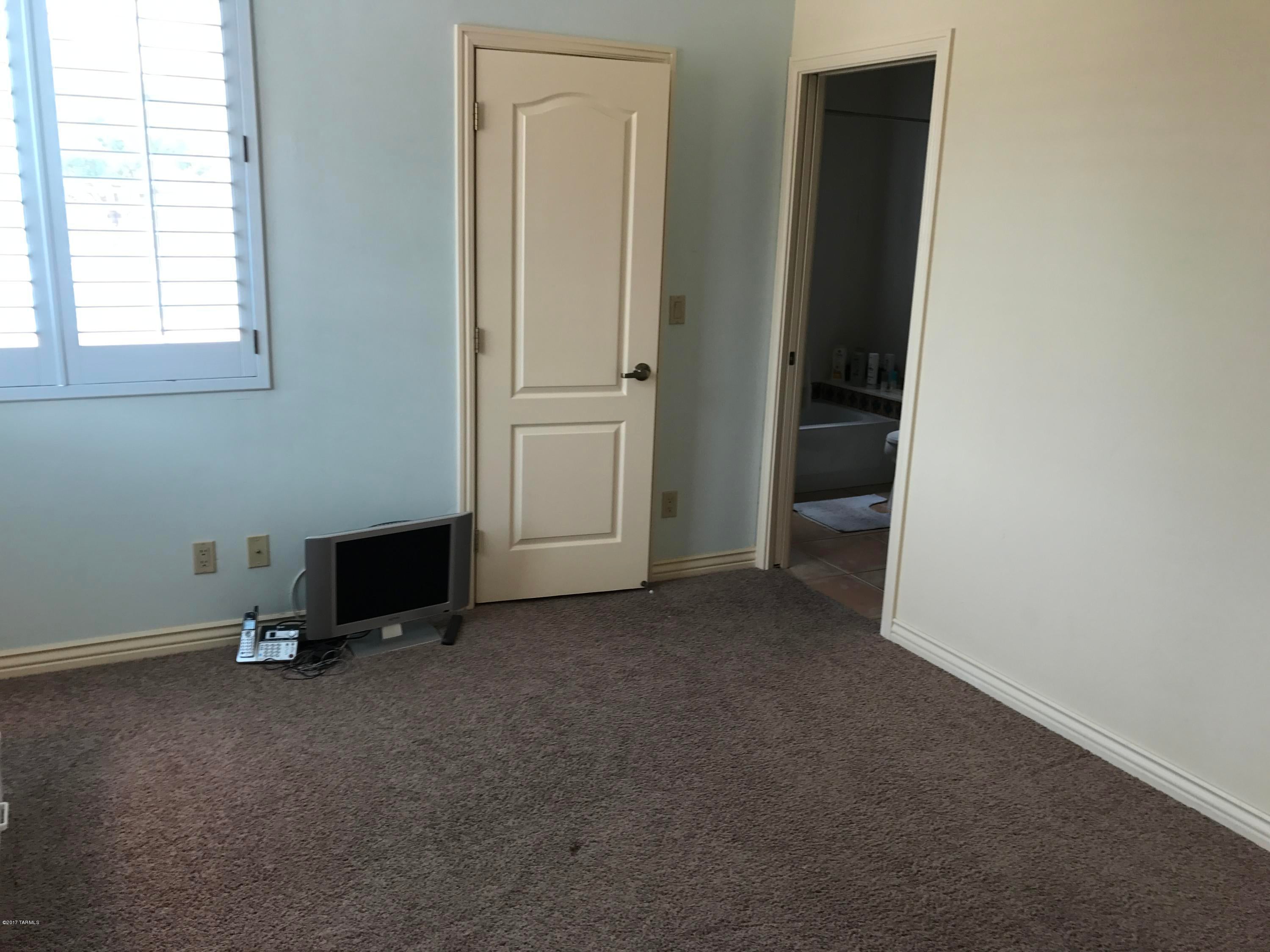 Colonial Trails (1-35) - Residential Lease