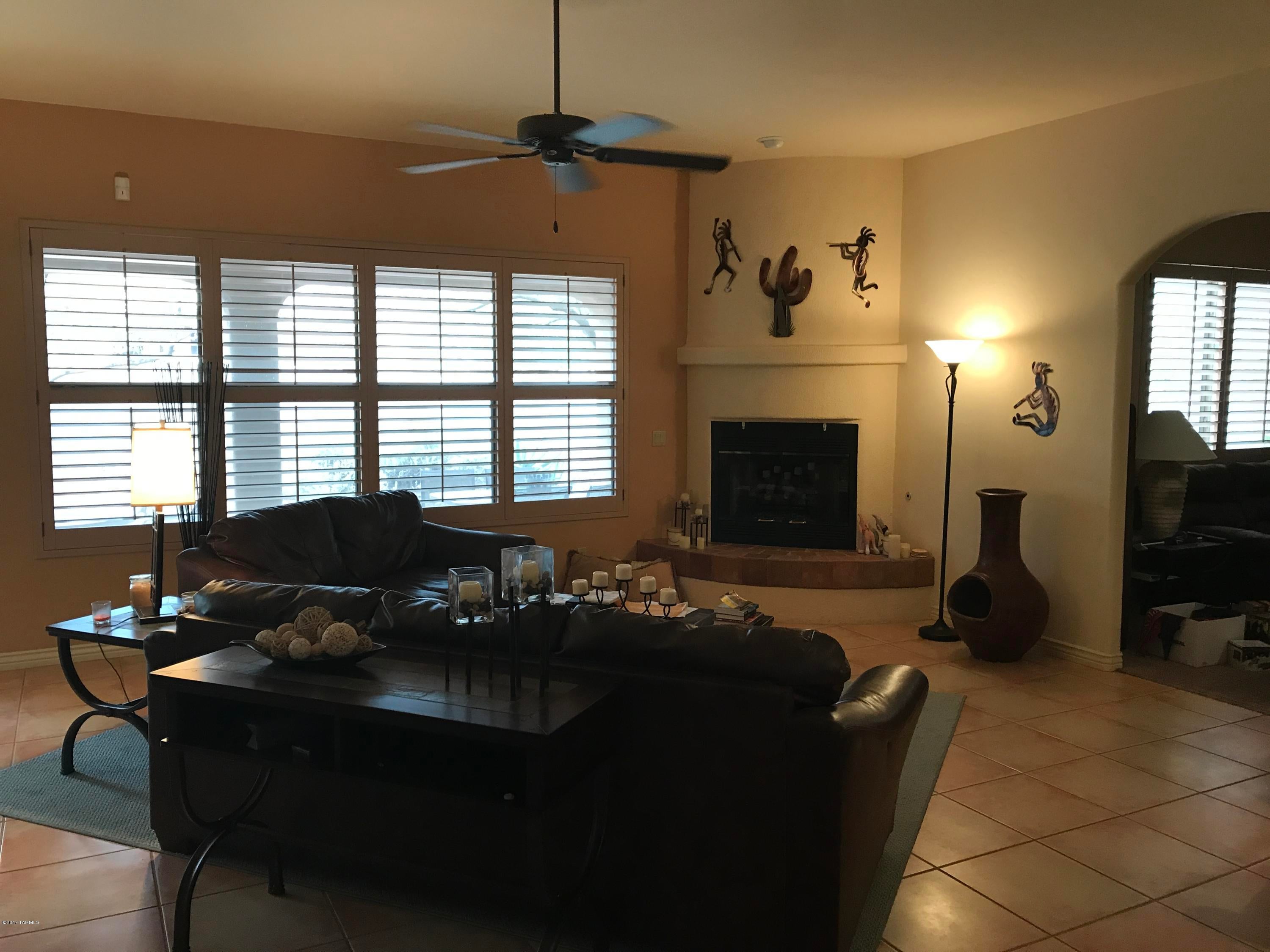 Colonial Trails (1-35) - Residential Lease