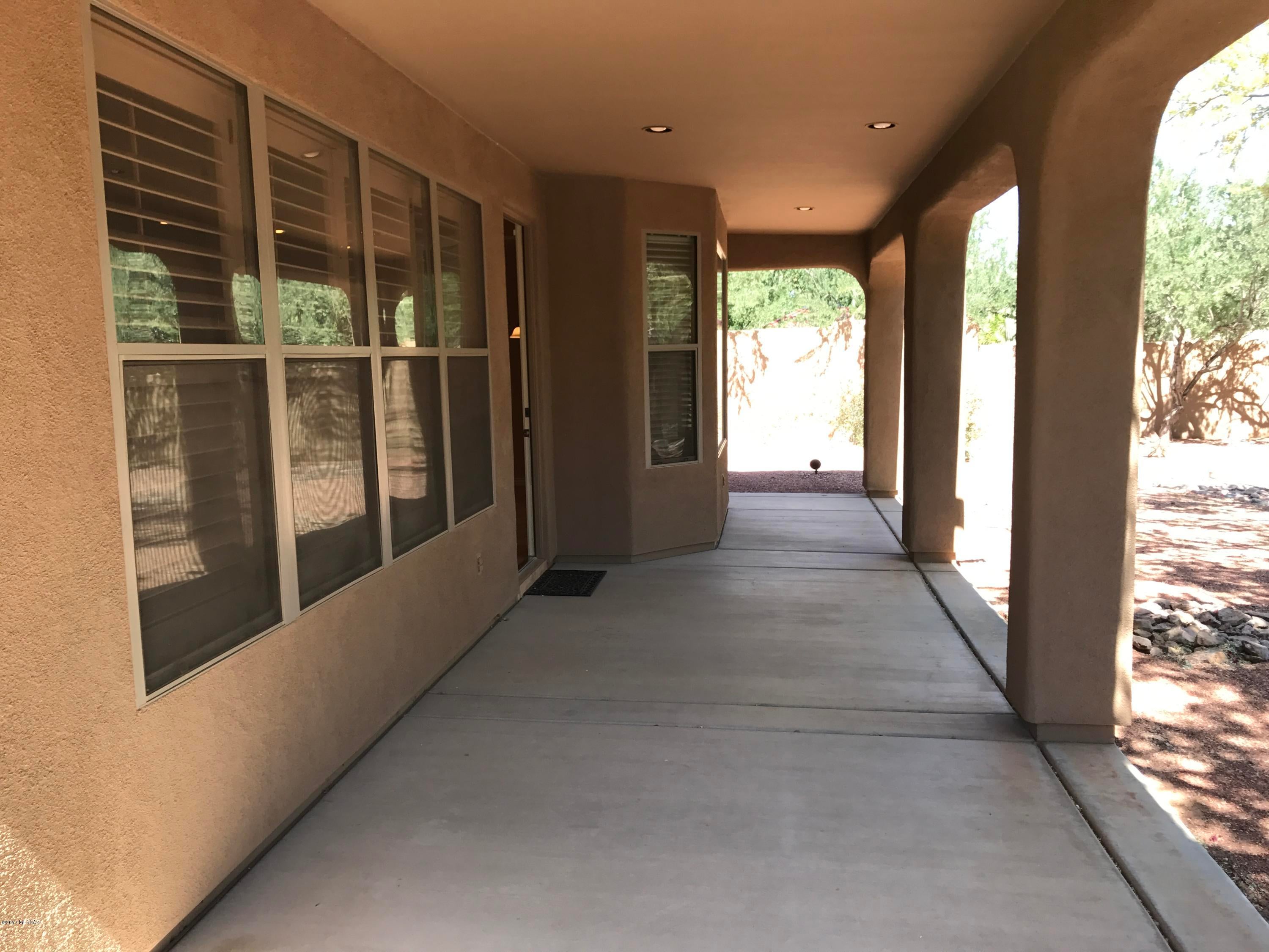 Colonial Trails (1-35) - Residential Lease