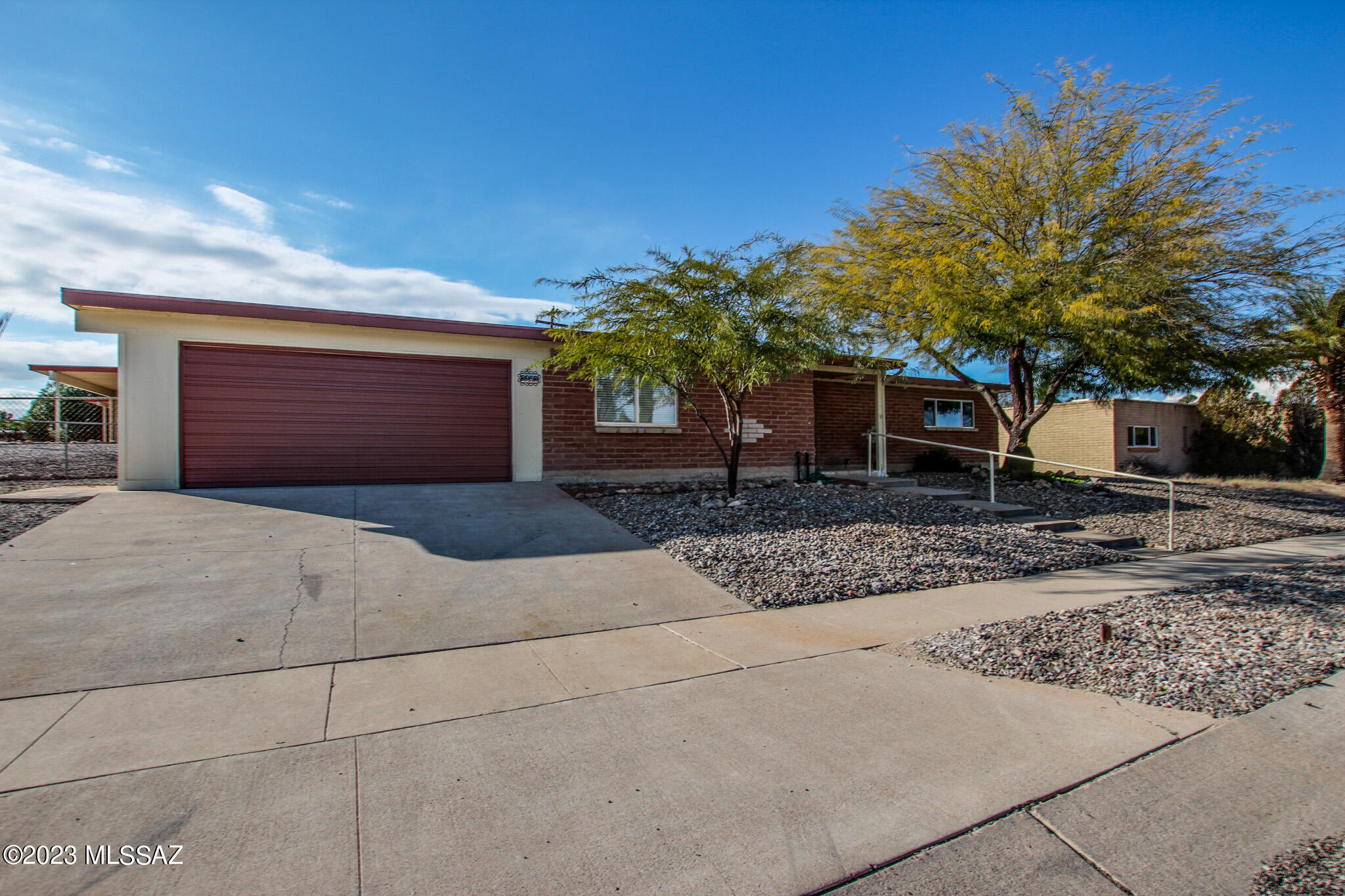 Vista Del Sierras East (1-83) - Residential