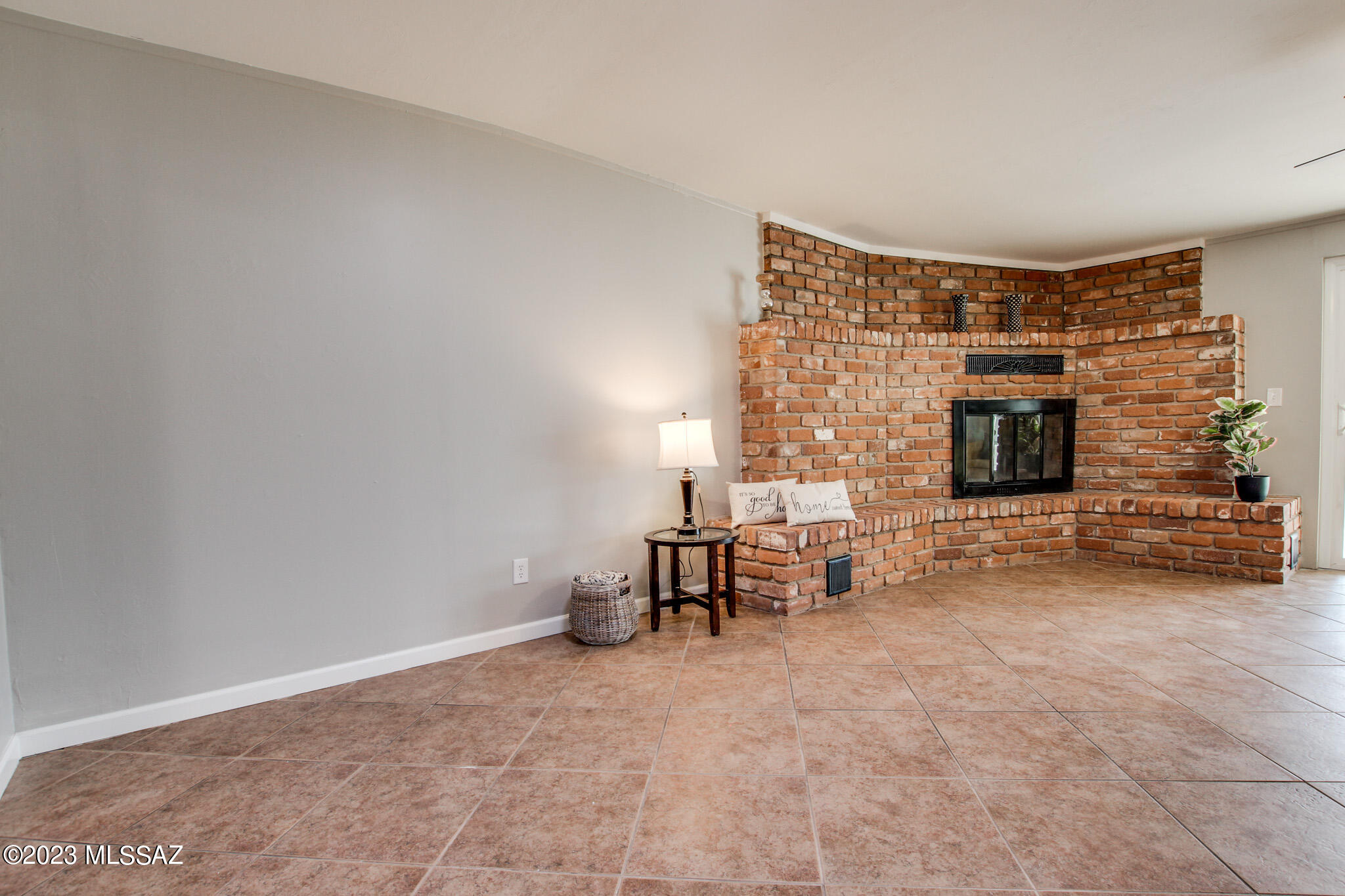 Vista Del Sierras East (1-83) - Residential
