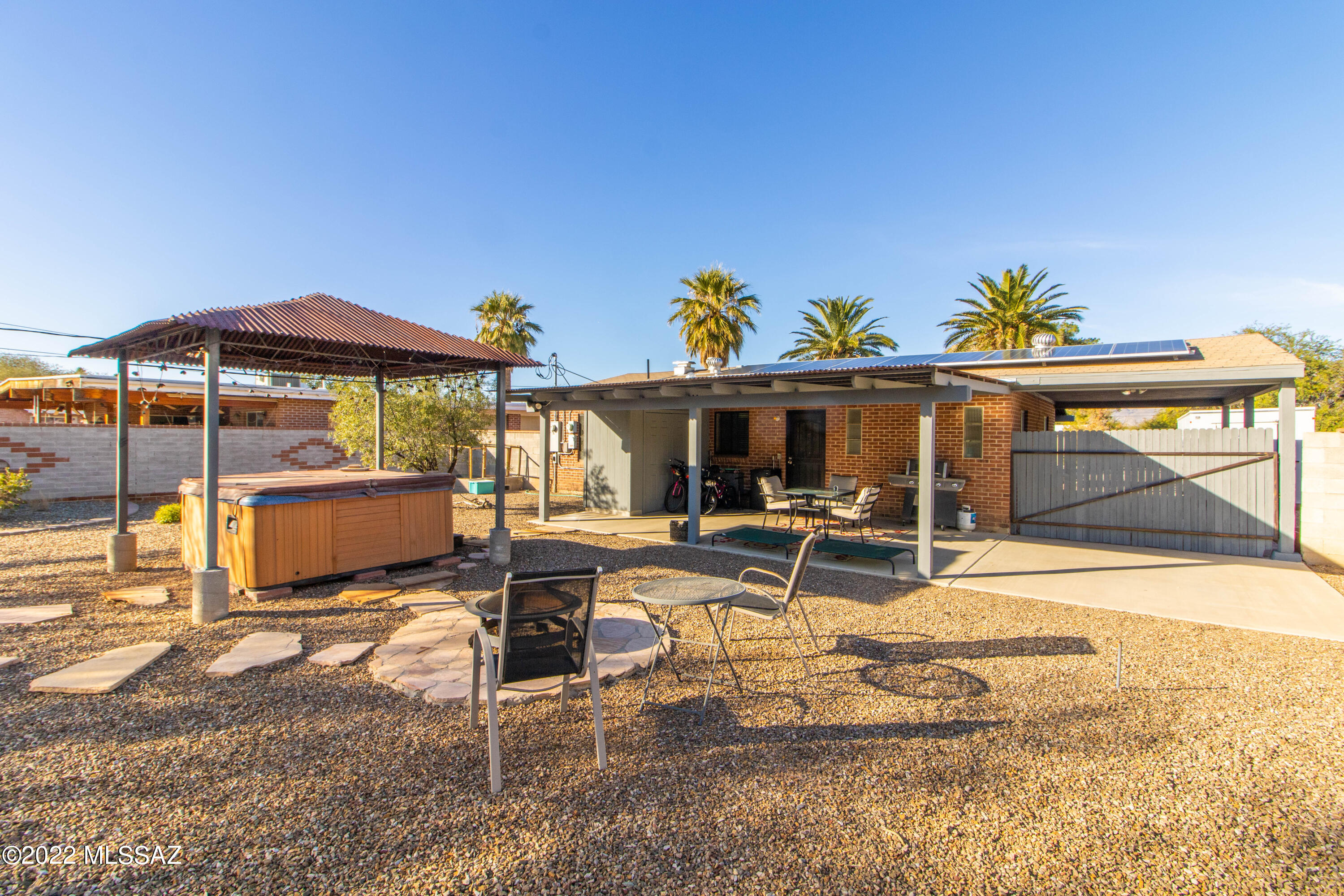 Casa Solariega - Residential