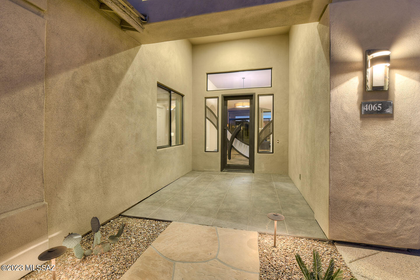 Sabino Mountain (1-290) - Residential