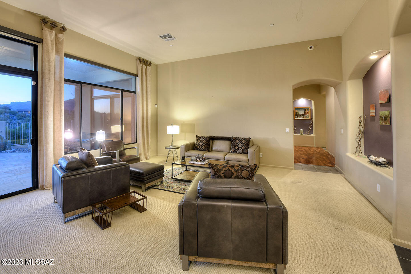 Sabino Mountain (1-290) - Residential