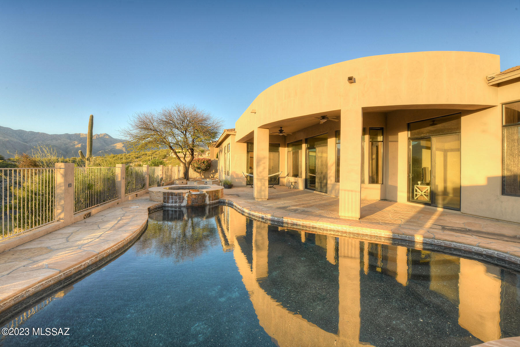 Sabino Mountain (1-290) - Residential