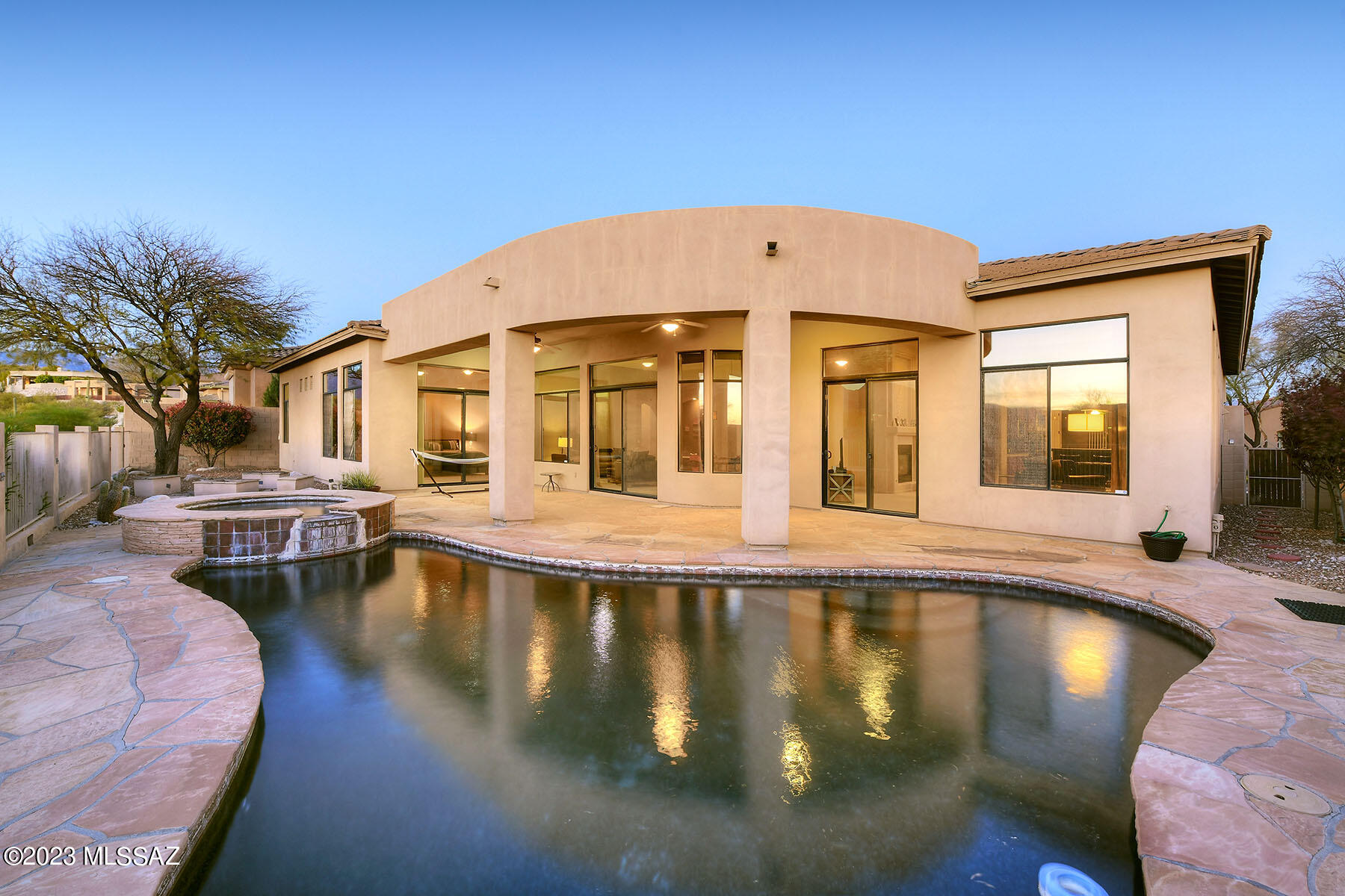 Sabino Mountain (1-290) - Residential