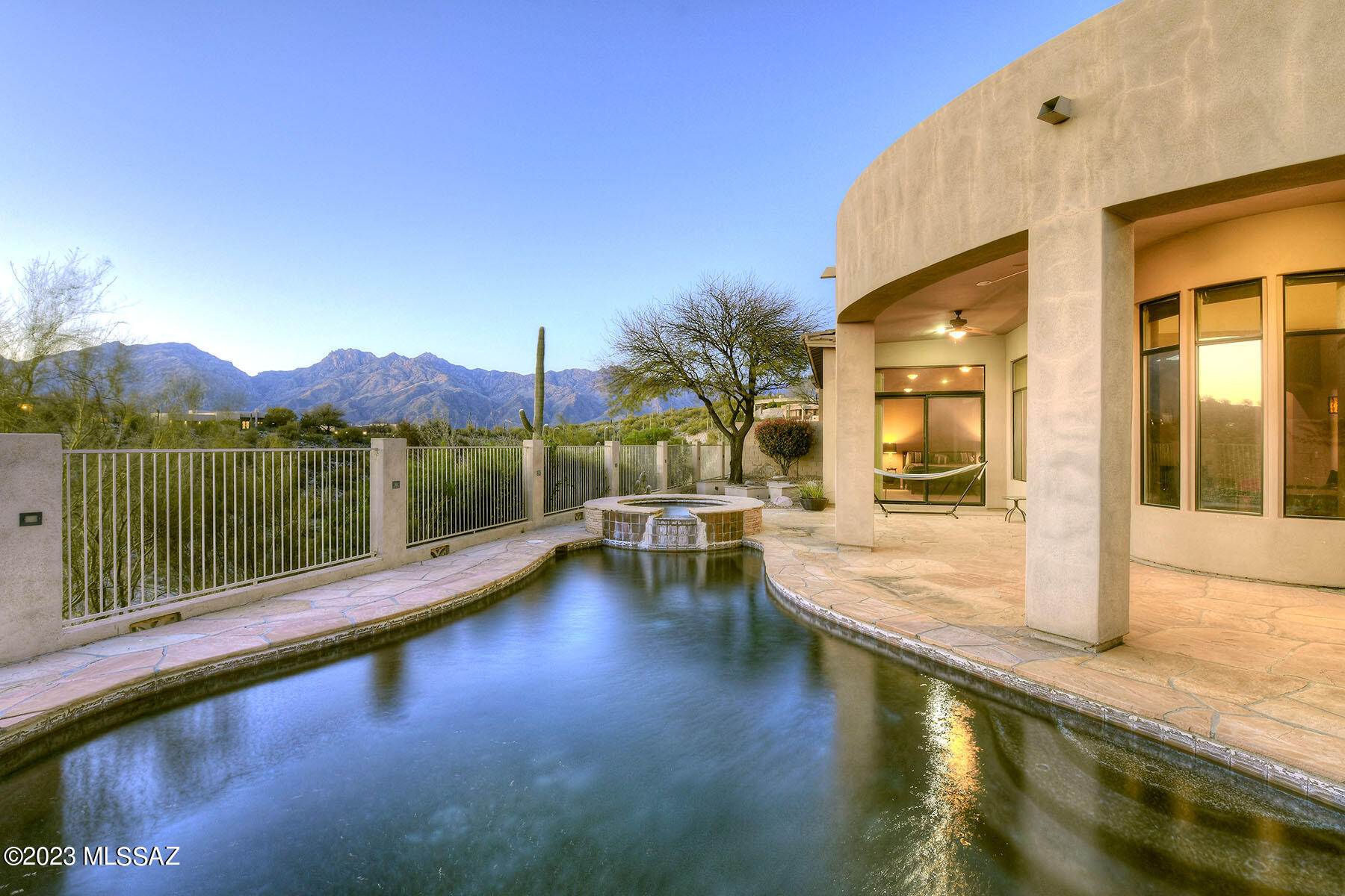 Sabino Mountain (1-290) - Residential