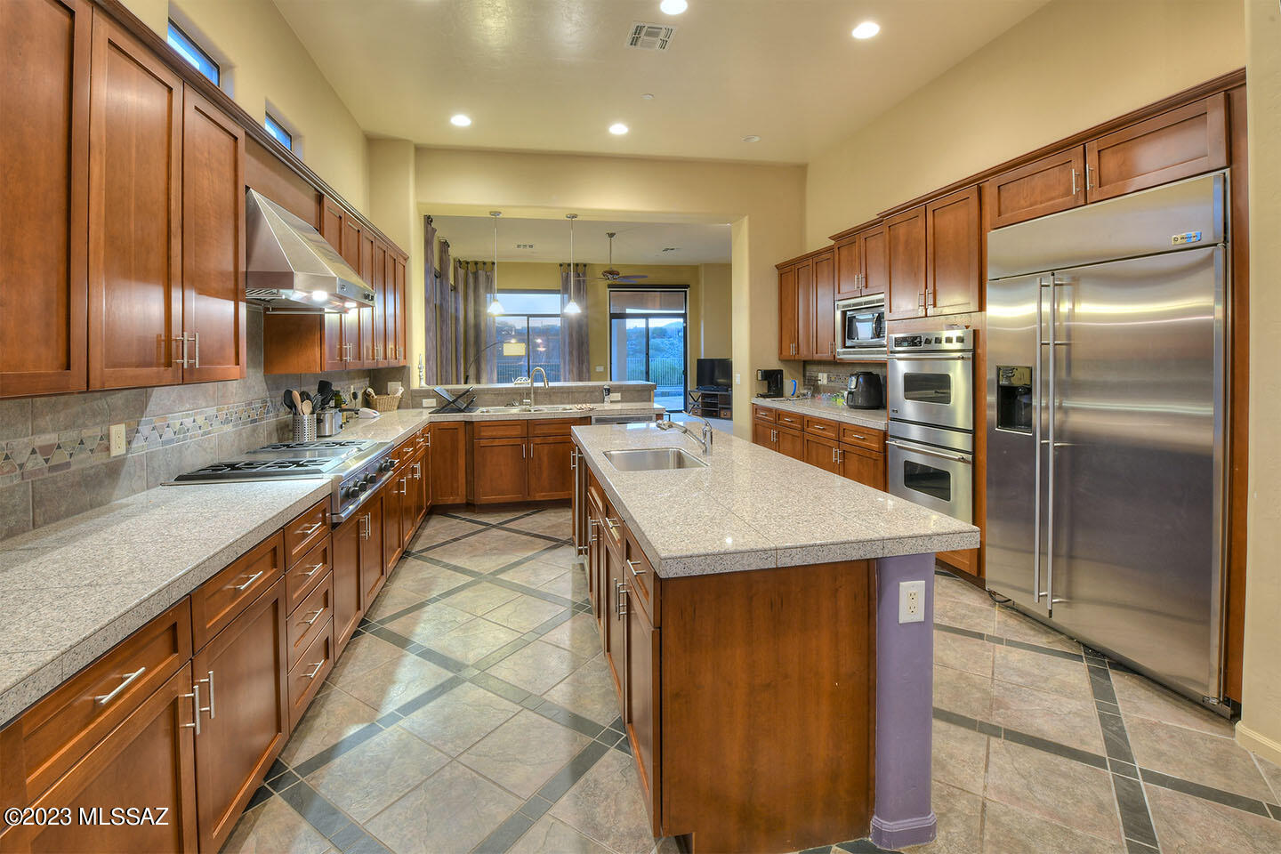 Sabino Mountain (1-290) - Residential