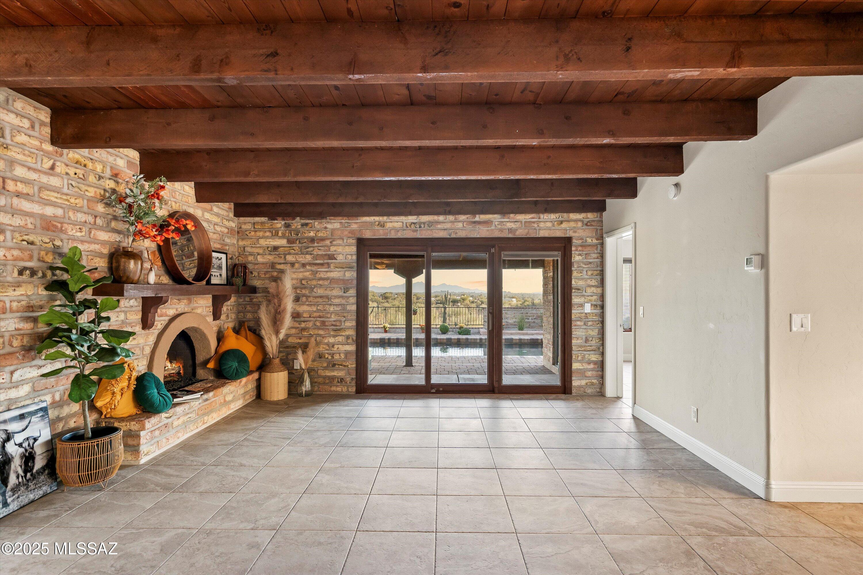 Catalina Foothills Estates NO. 7 - Residential