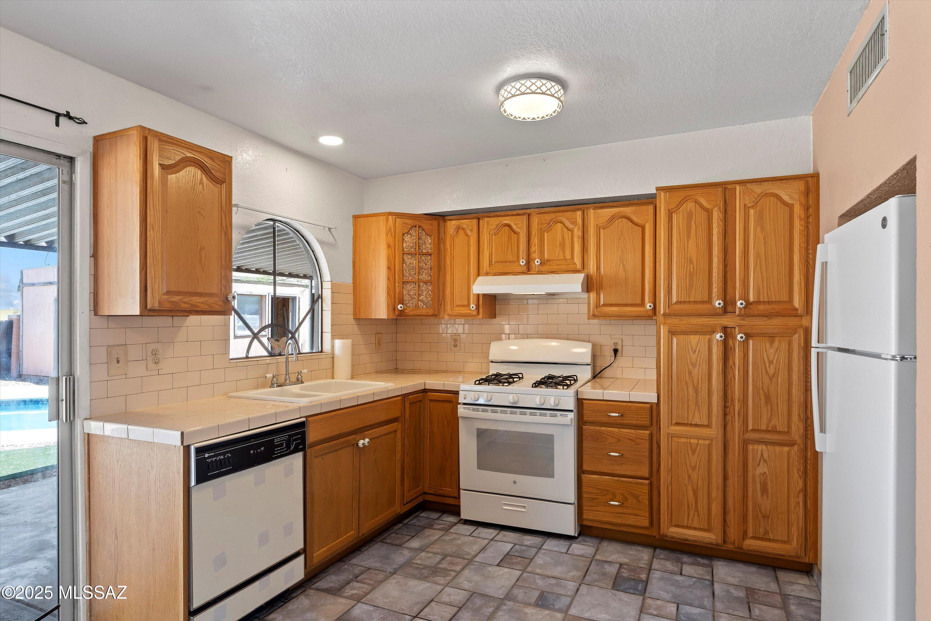 Lakecrest NO. 6 (1-115) - Residential