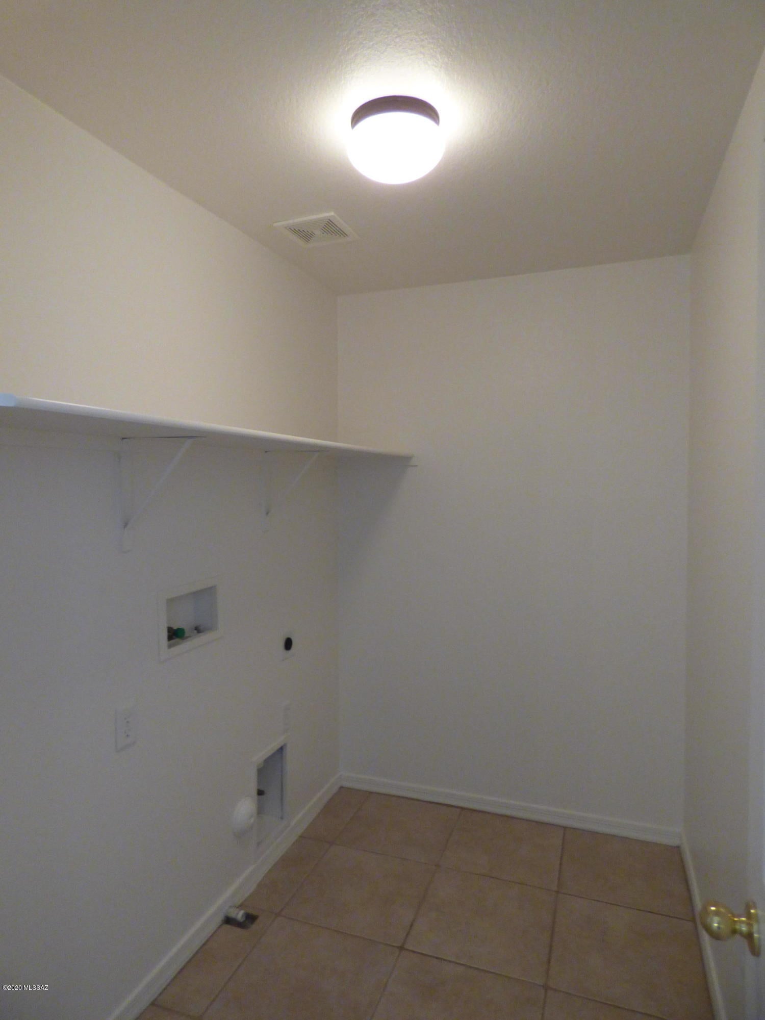 Presidio De Cancion (1-200) - Residential Lease