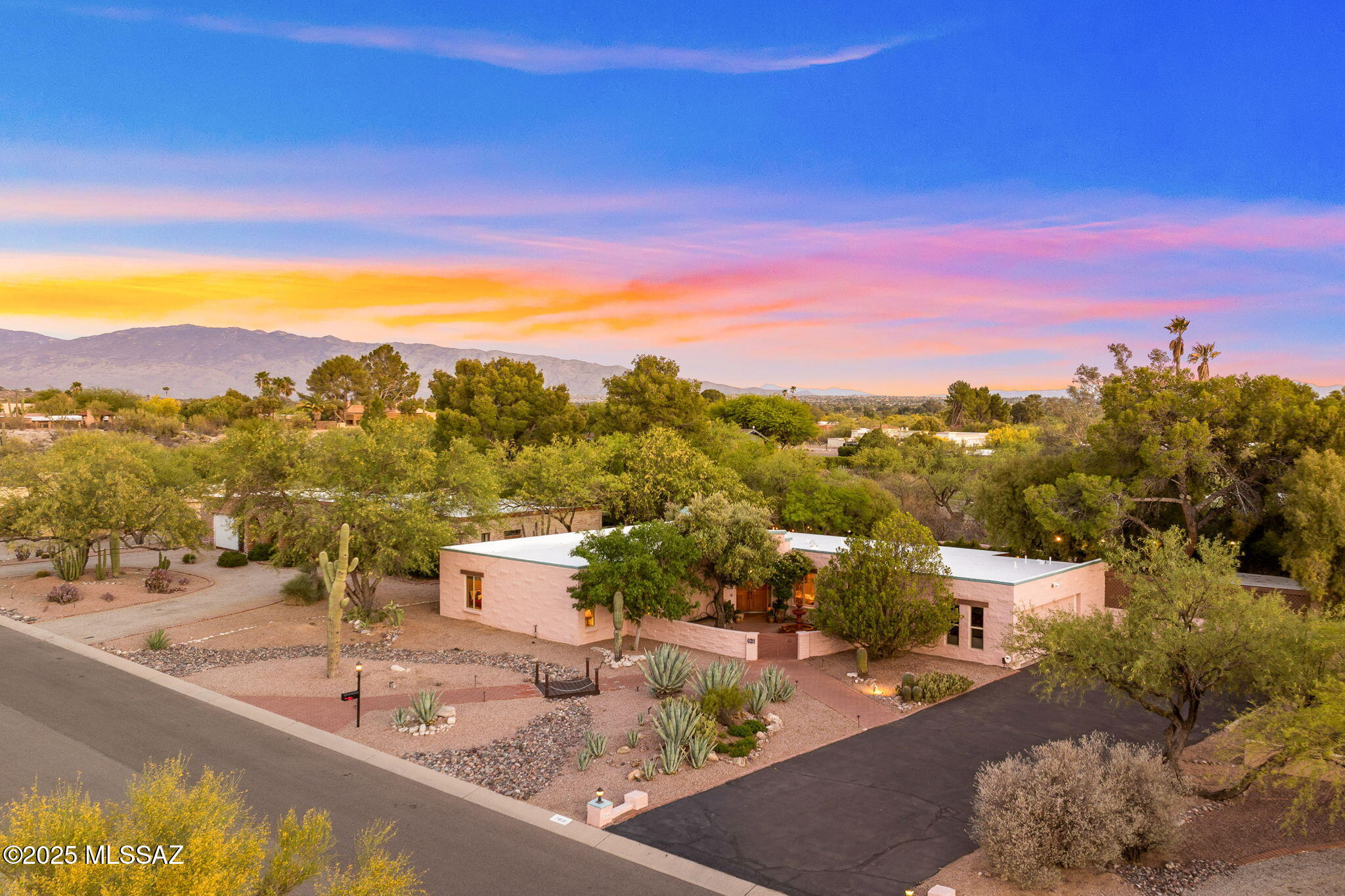 Sabino Vista Knolls (1-60) - Residential