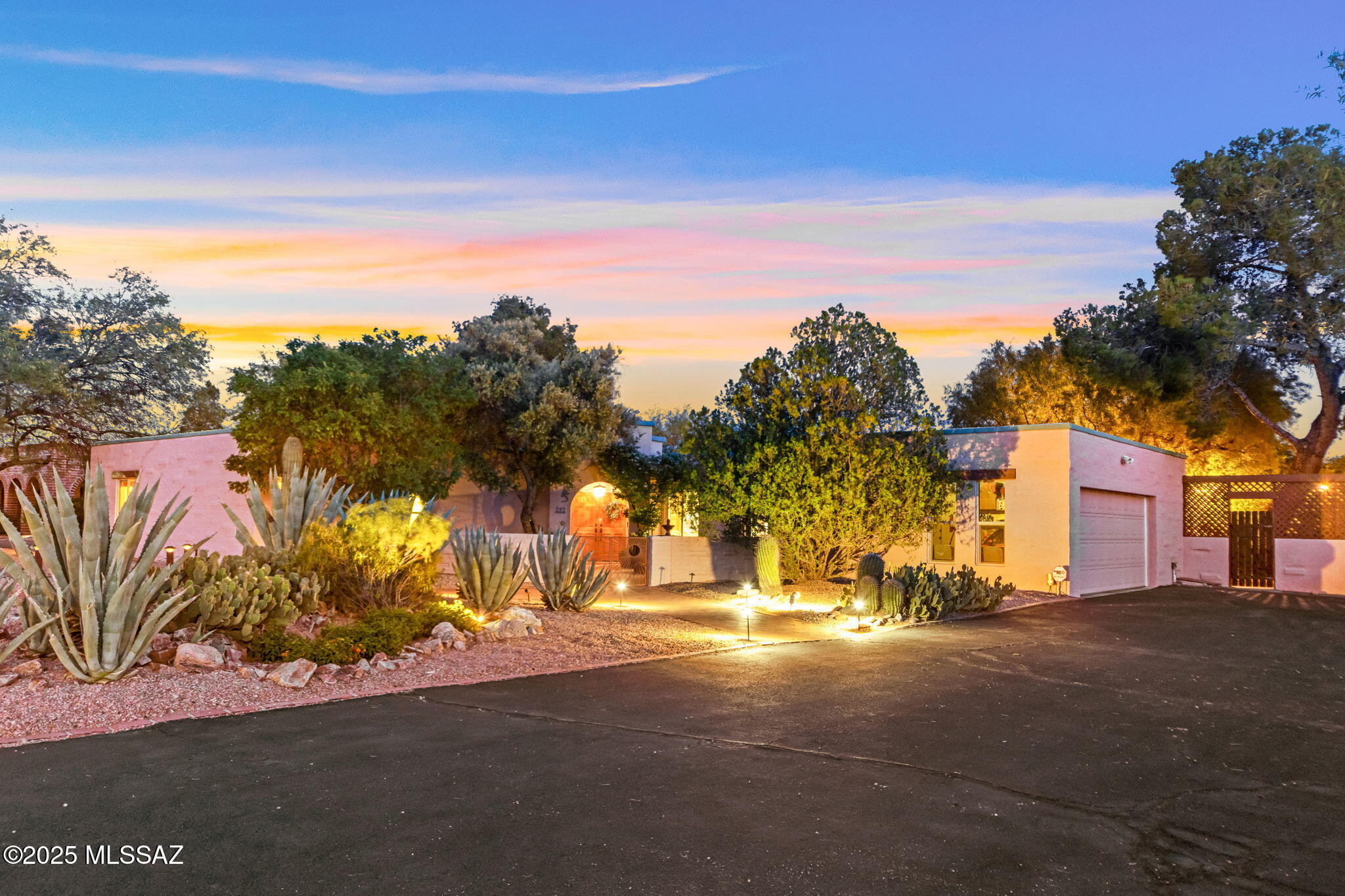 Sabino Vista Knolls (1-60) - Residential