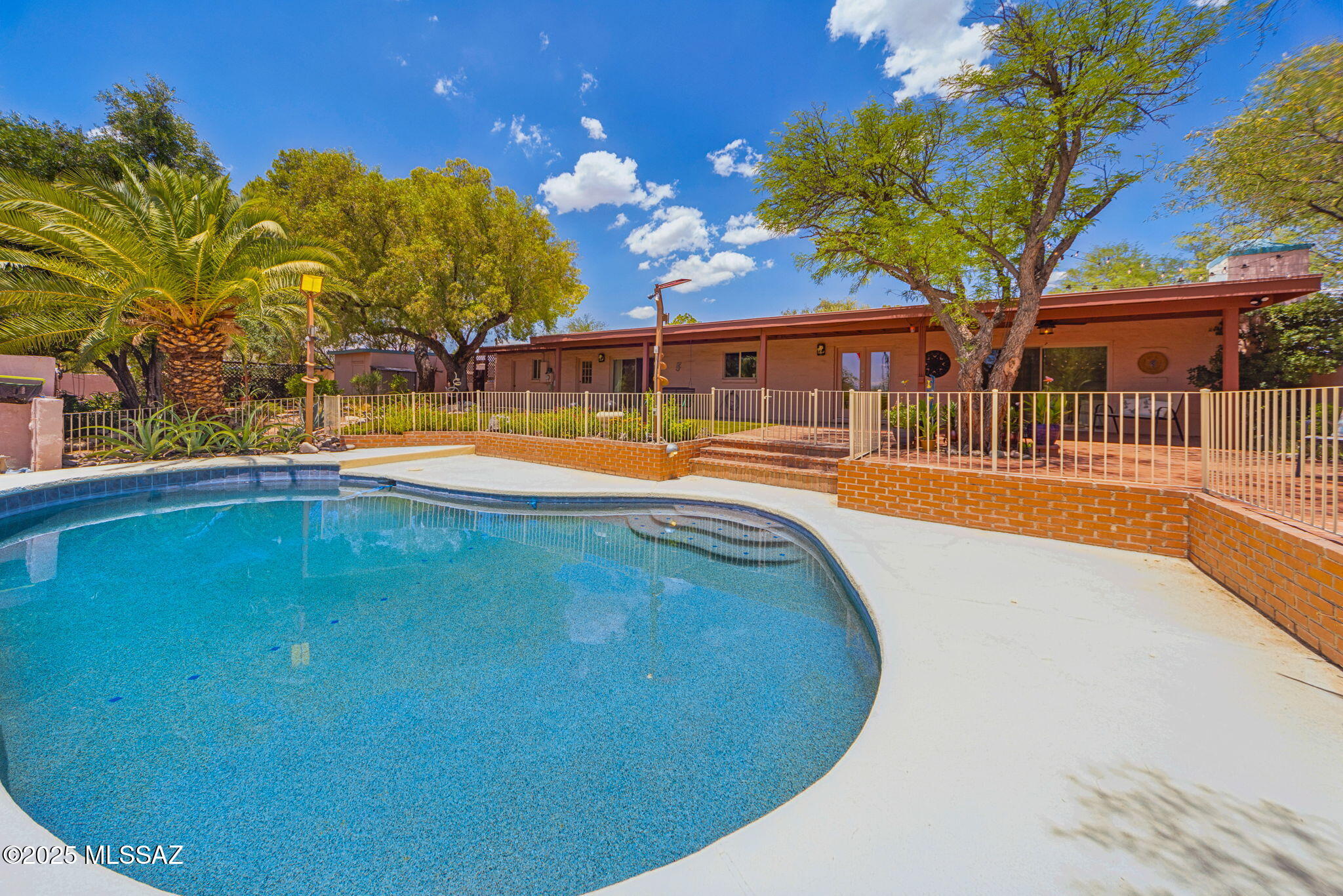 Sabino Vista Knolls (1-60) - Residential