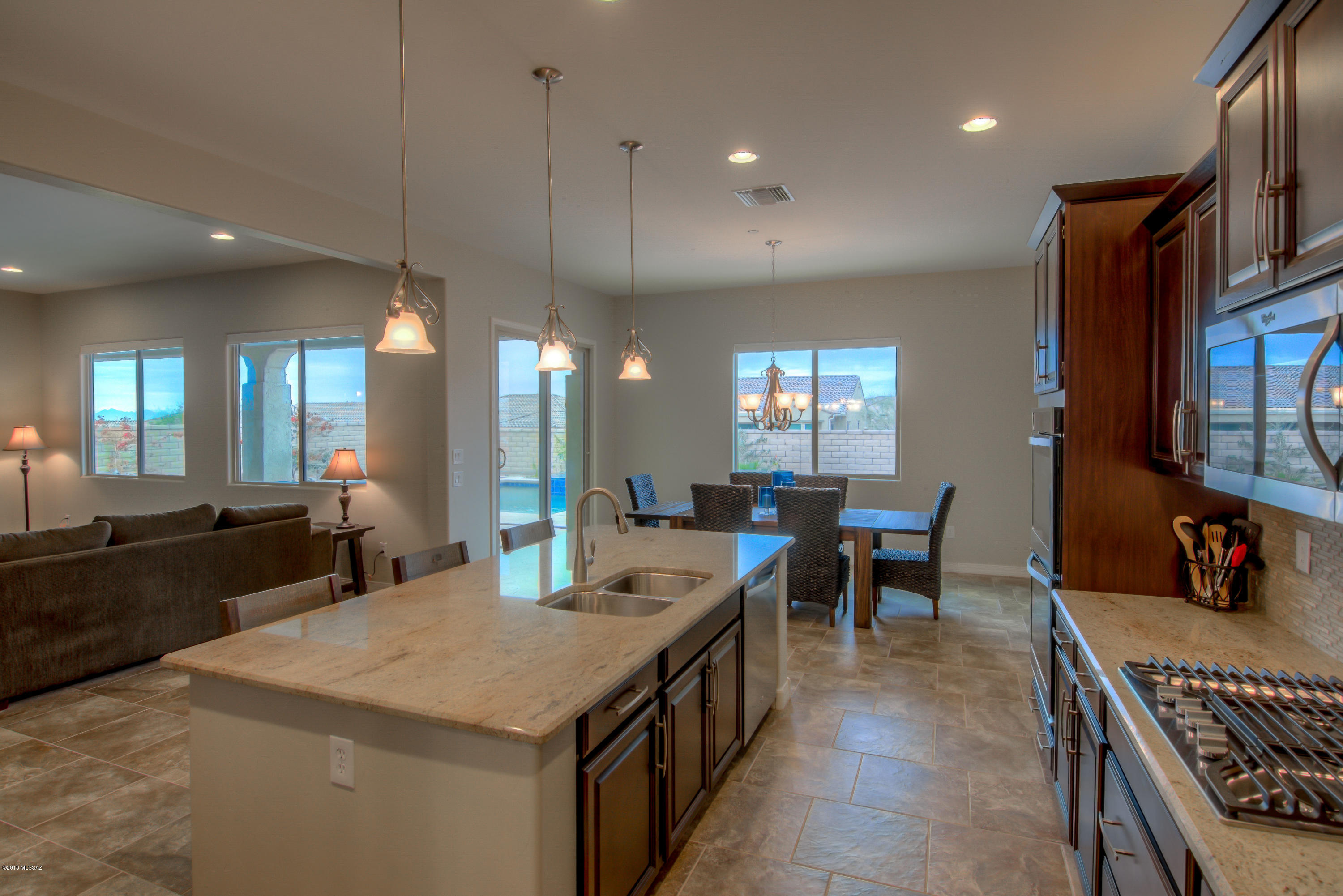 Los Saguaros At Dove Mountain SQ20121640199 - Residential